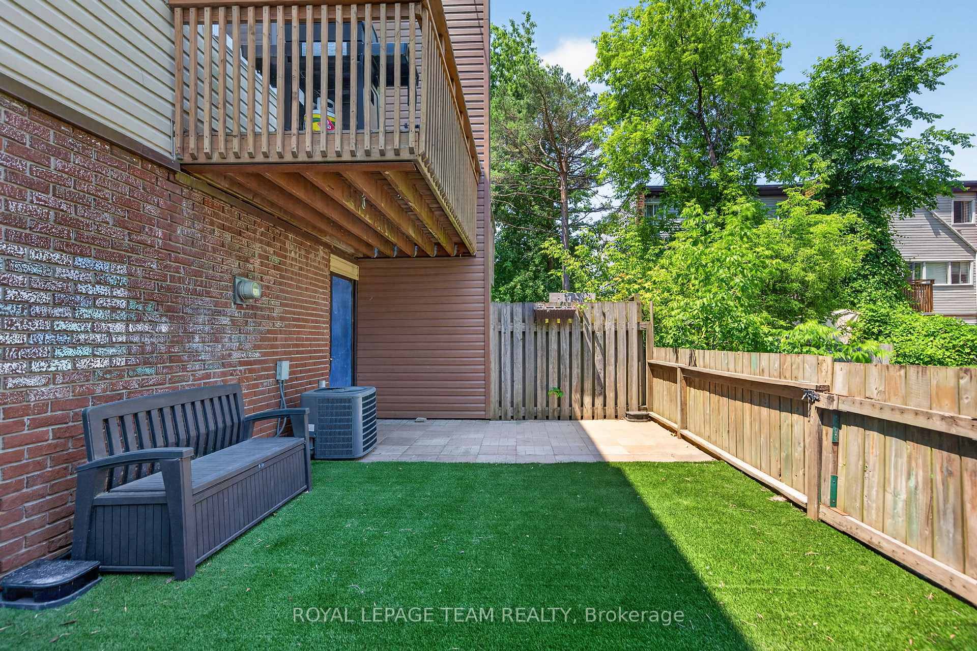 Photo 6 of 41 Longwood Avenue, Ottawa, Lynwood Village — HOMEH