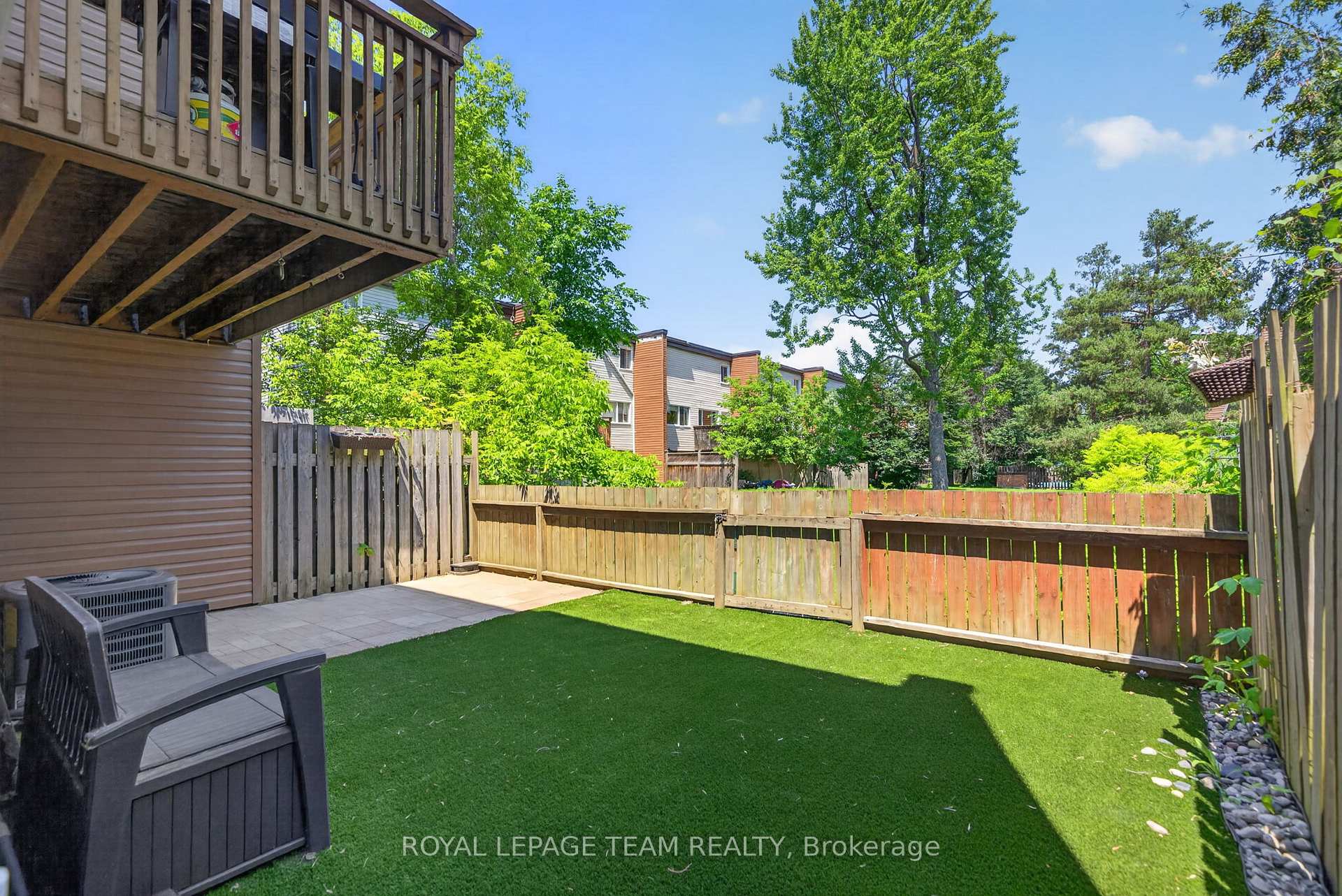 Photo 7 of 41 Longwood Avenue, Ottawa, Lynwood Village — HOMEH