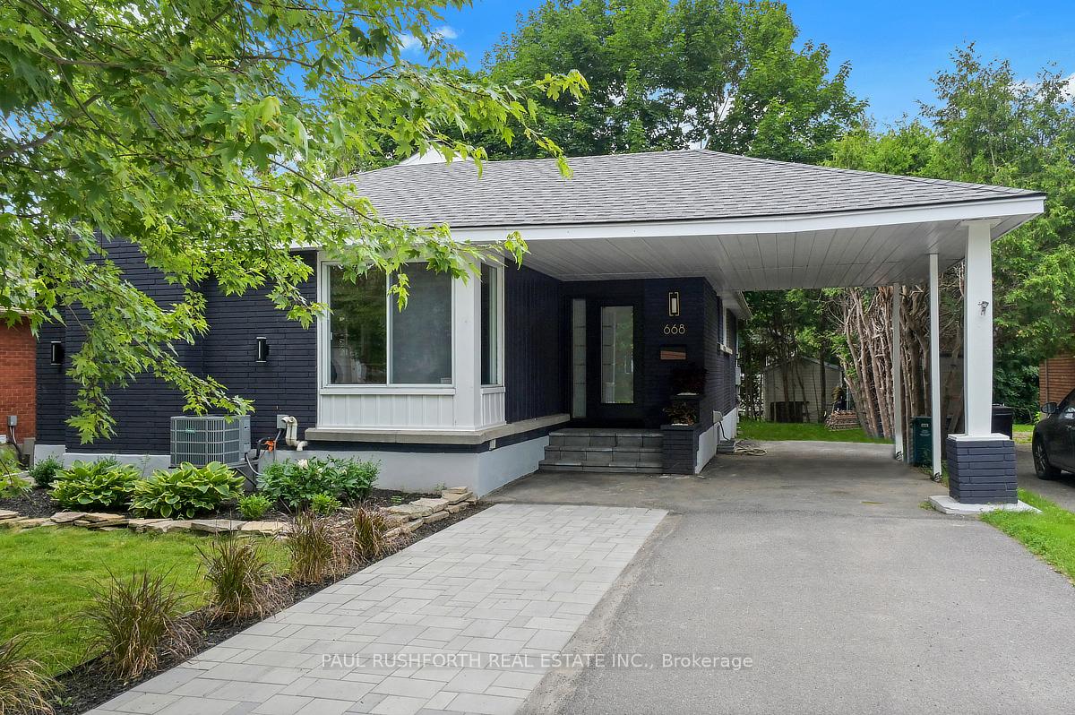 Photo of 668 Fraser Avenue