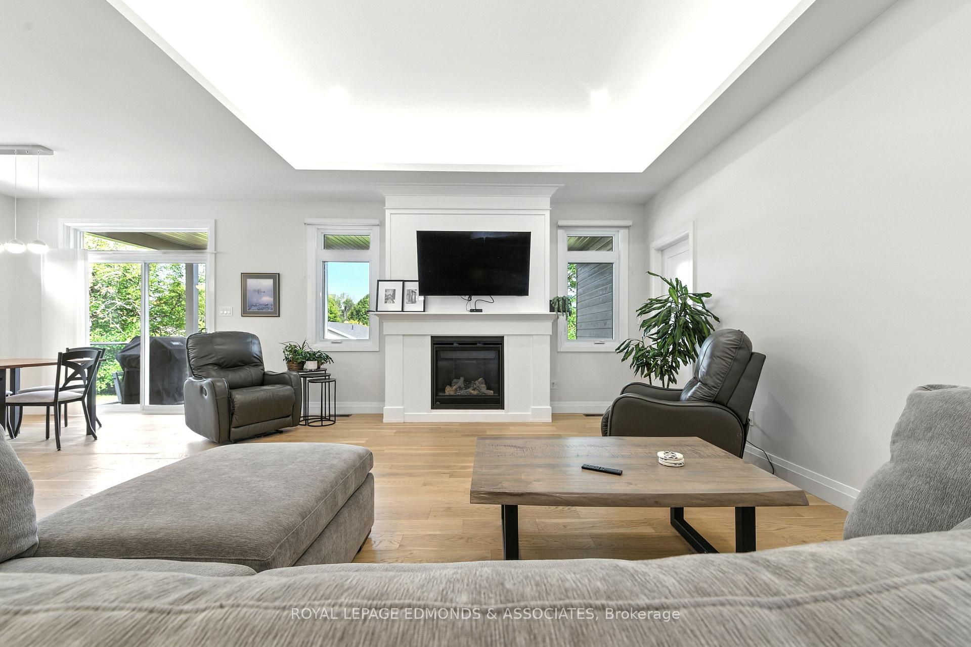 Photo 13 of 517 Sydenham Street, Pembroke, Pembroke — HOMEH