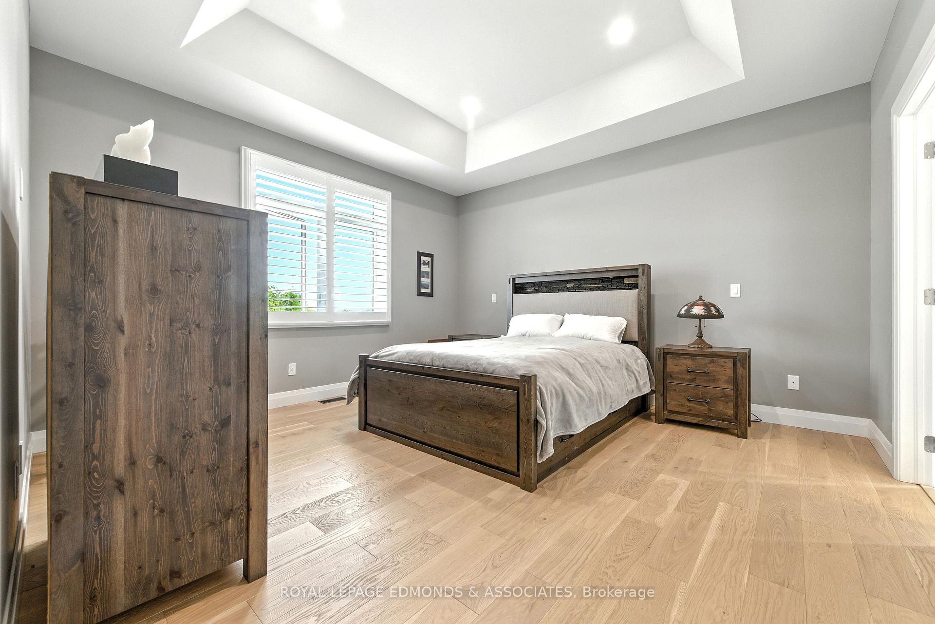 Photo 14 of 517 Sydenham Street, Pembroke, Pembroke — HOMEH