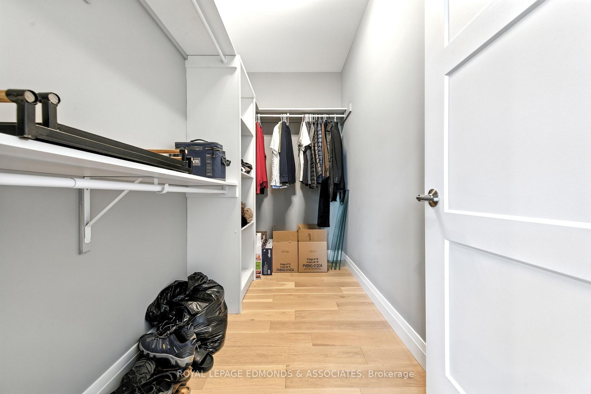 Photo 17 of 517 Sydenham Street, Pembroke, Pembroke — HOMEH