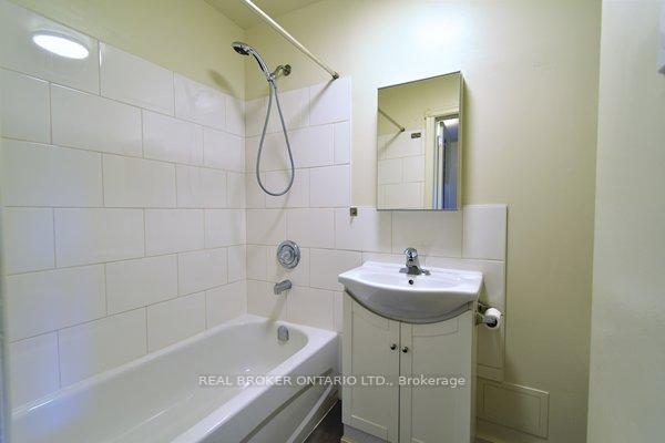 Photo 5 of Unit 3, 202 O'Connor Drive, Toronto, East York — HOMEH