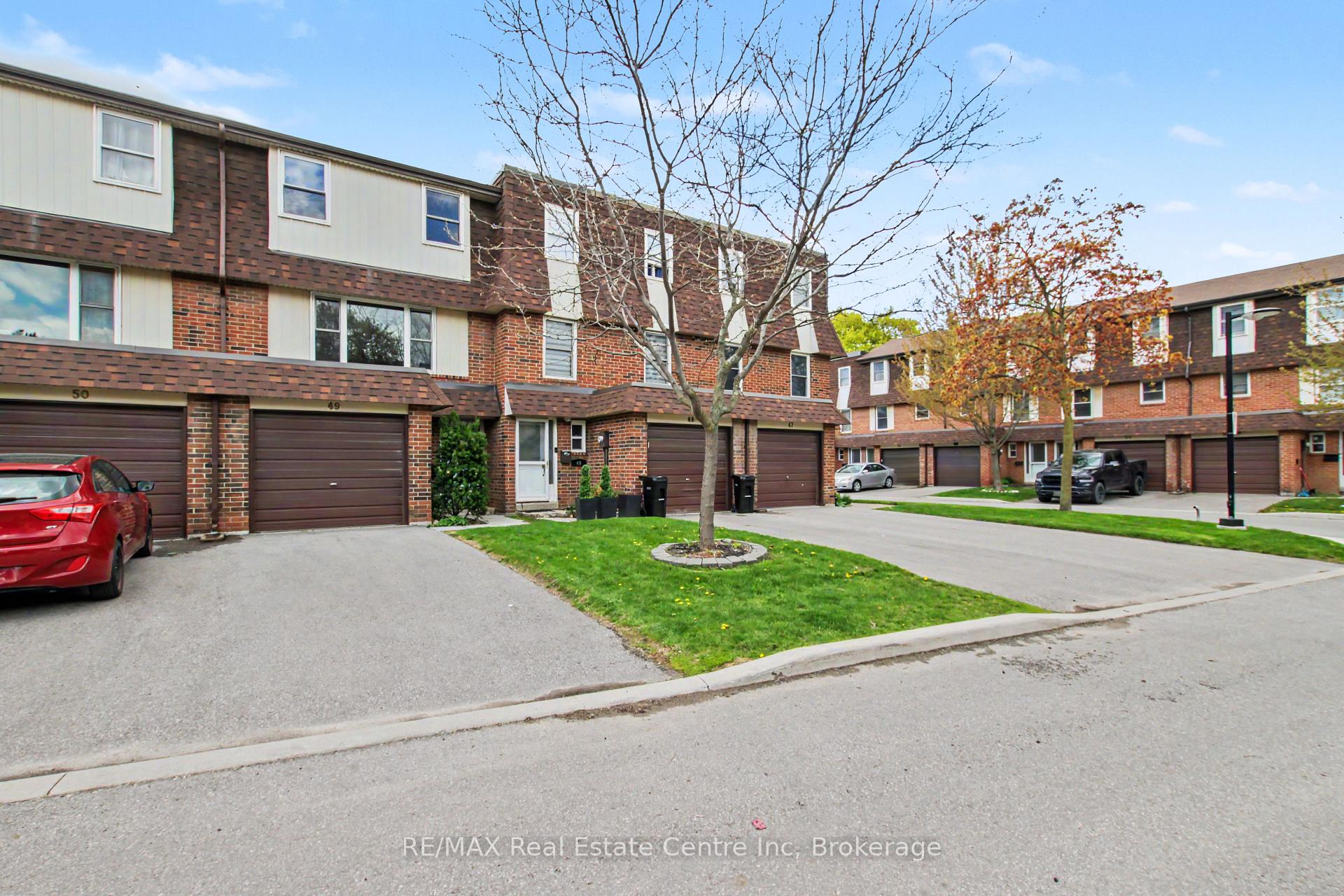 Photo 3 of Unit 49, 371 Bronte Street S, Milton, Old Milton — HOMEH