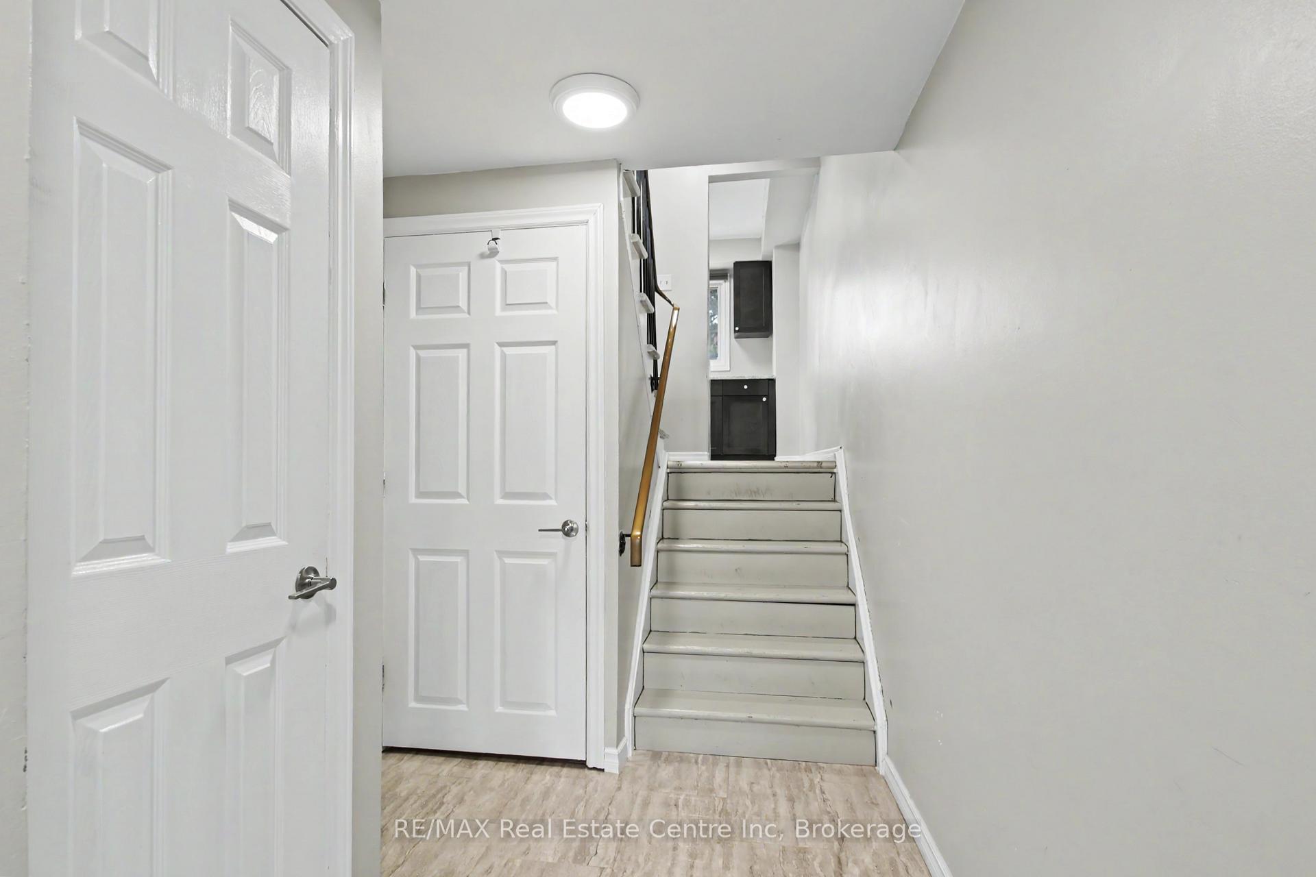 Photo 6 of Unit 49, 371 Bronte Street S, Milton, Old Milton — HOMEH