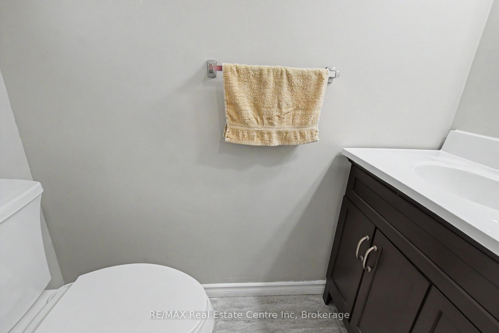 Photo 7 of Unit 49, 371 Bronte Street S, Milton, Old Milton — HOMEH