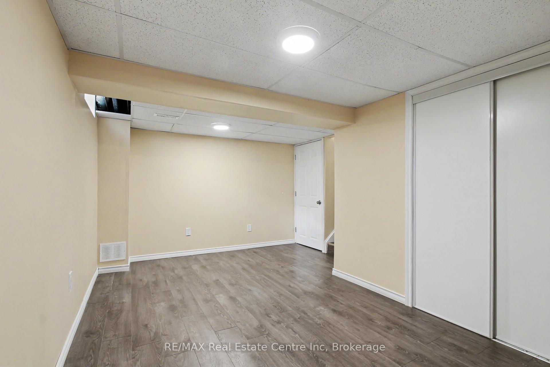 Photo 31 of Unit 49, 371 Bronte Street S, Milton, Old Milton — HOMEH