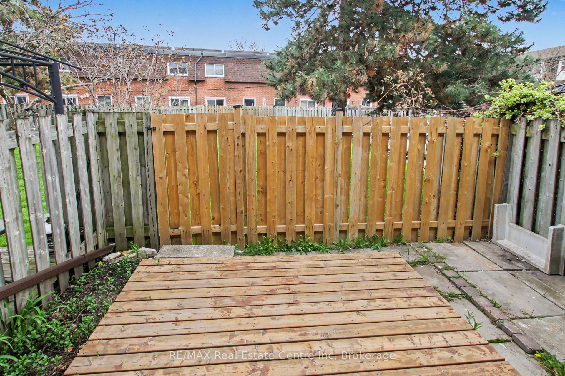 Photo 35 of Unit 49, 371 Bronte Street S, Milton, Old Milton — HOMEH