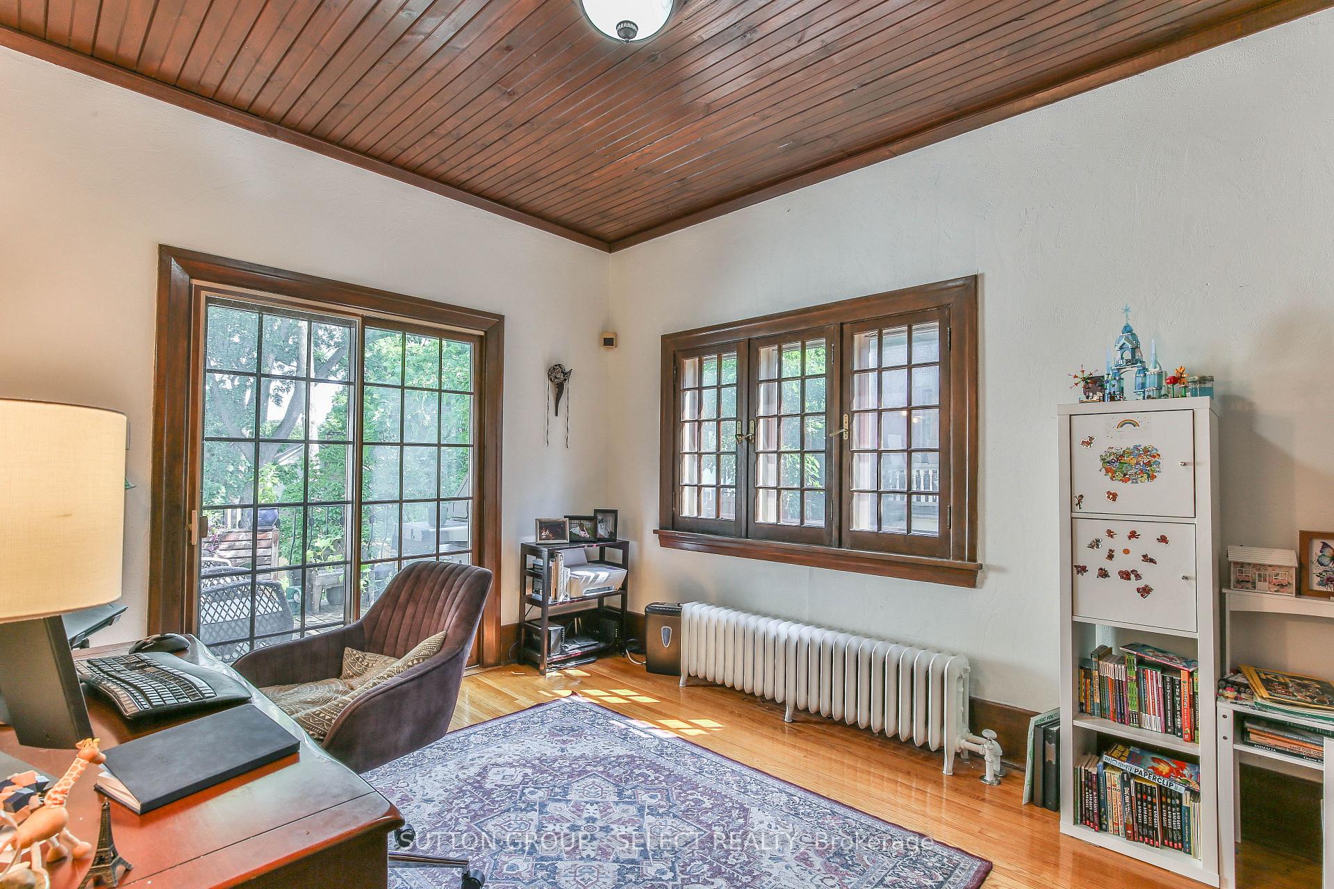 Photo 18 of 272 Huron Street, London, East B — HOMEH