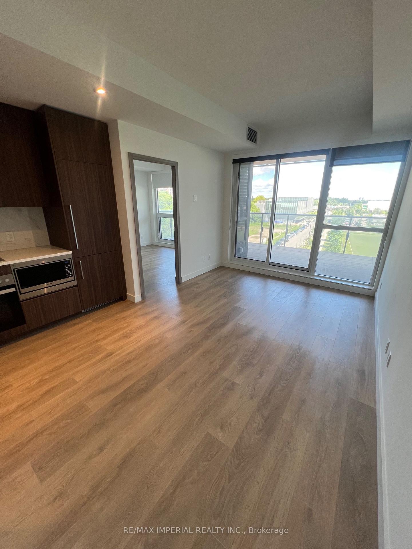 Photo 2 of Unit 610, 25 McMahon Drive E, North York, Bayview Village — HOMEH