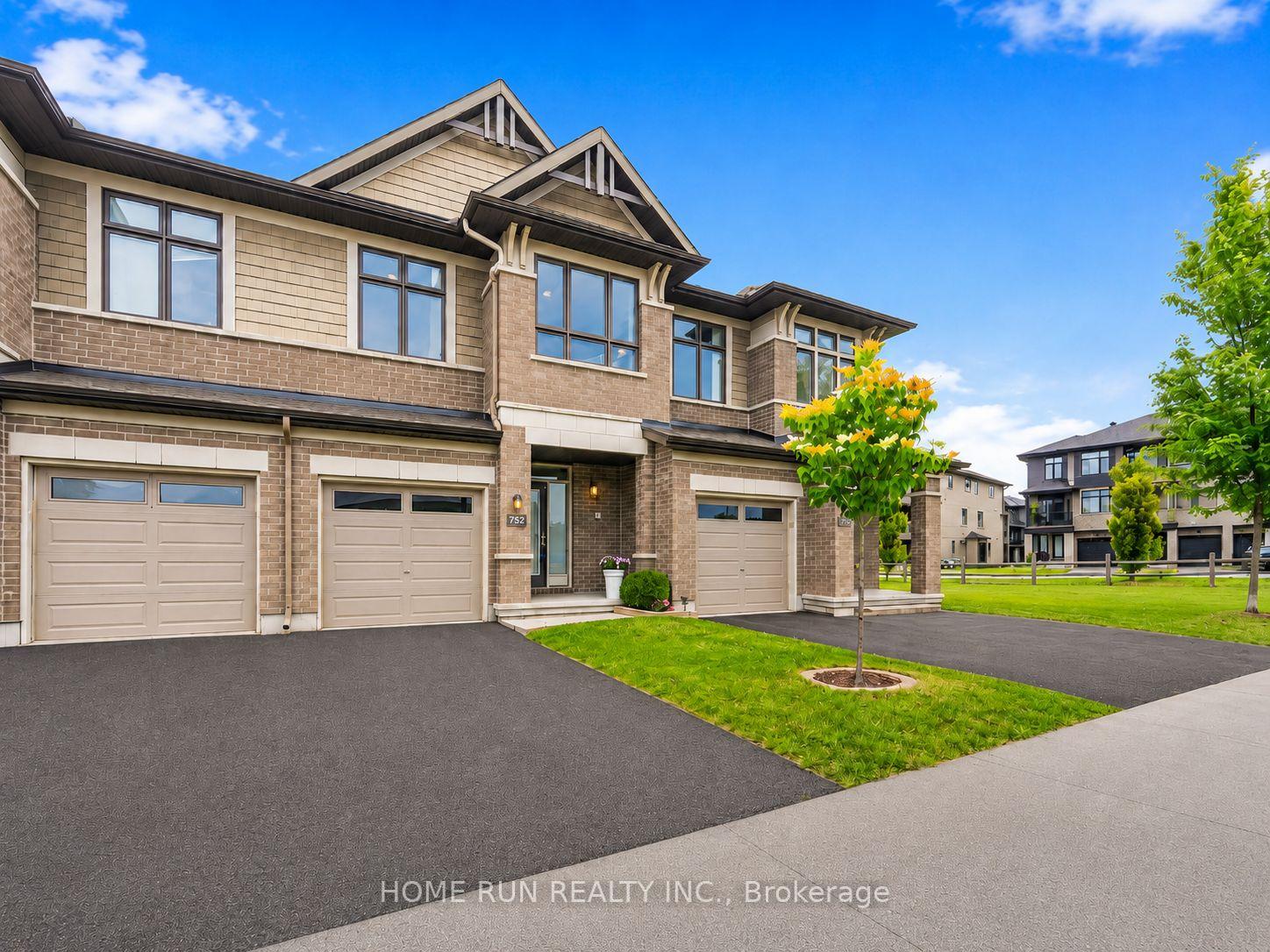 Photo 2 of 752 Carnelian Crescent, Ottawa, Riverside South/Gloucester Glen — HOMEH