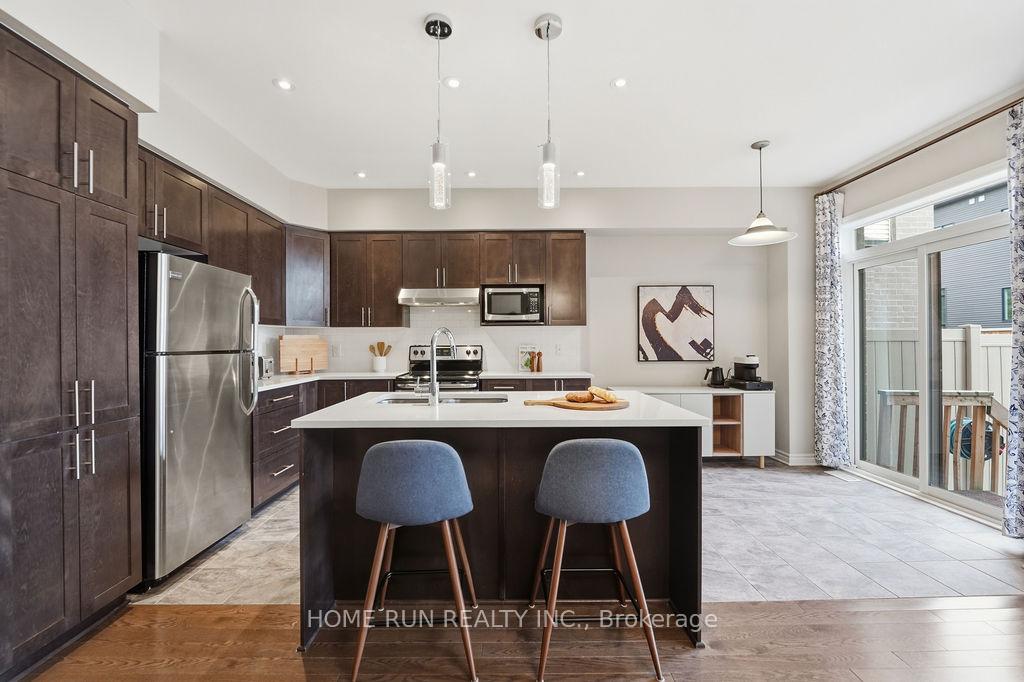 Photo 20 of 752 Carnelian Crescent, Ottawa, Riverside South/Gloucester Glen — HOMEH