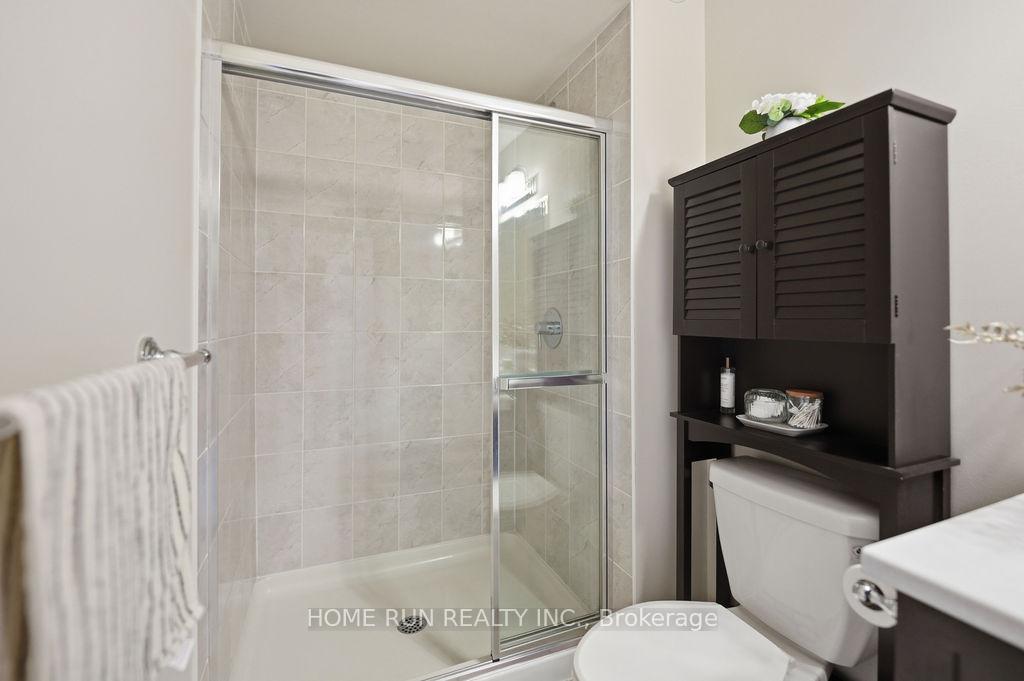 Photo 31 of 752 Carnelian Crescent, Ottawa, Riverside South/Gloucester Glen — HOMEH