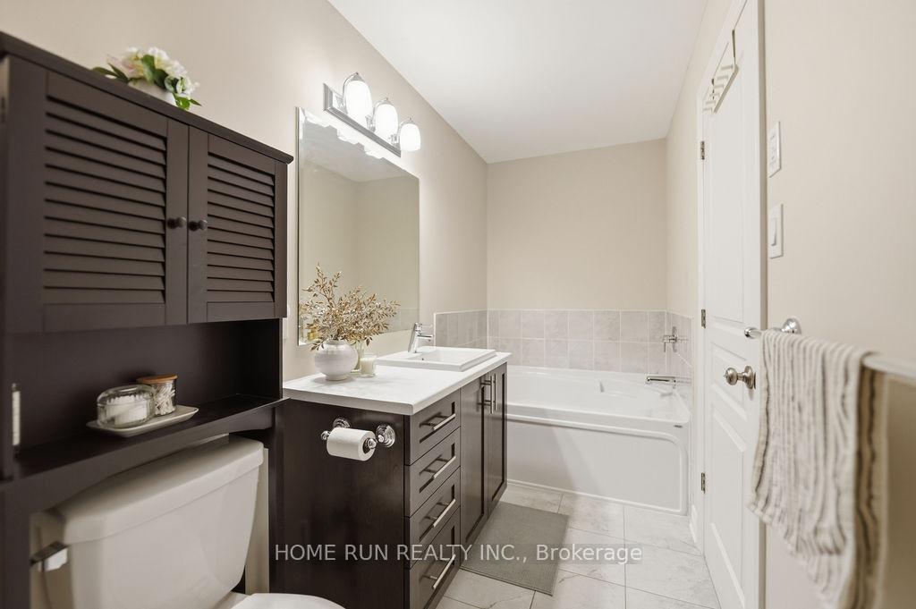 Photo 32 of 752 Carnelian Crescent, Ottawa, Riverside South/Gloucester Glen — HOMEH