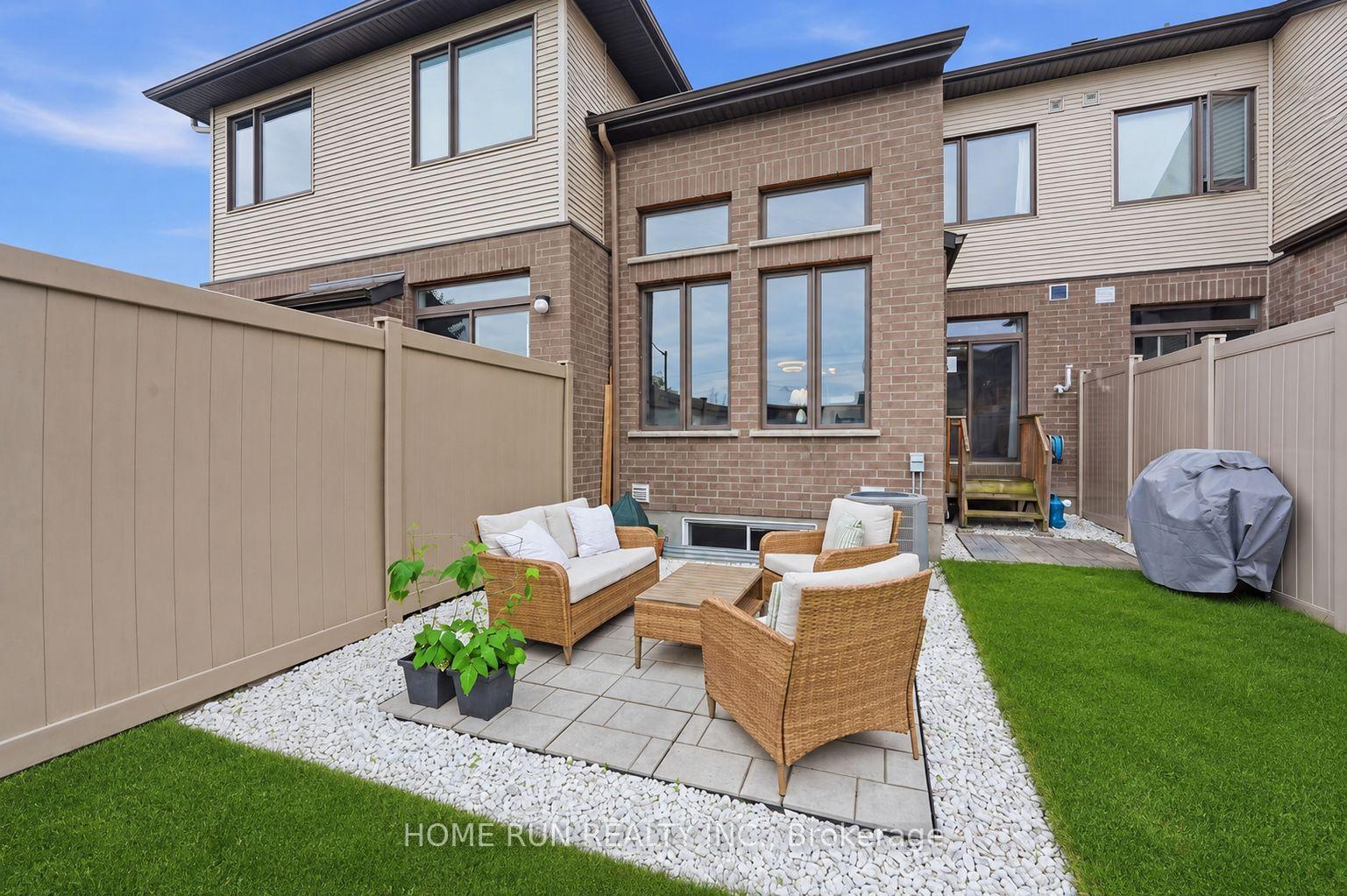 Photo 45 of 752 Carnelian Crescent, Ottawa, Riverside South/Gloucester Glen — HOMEH