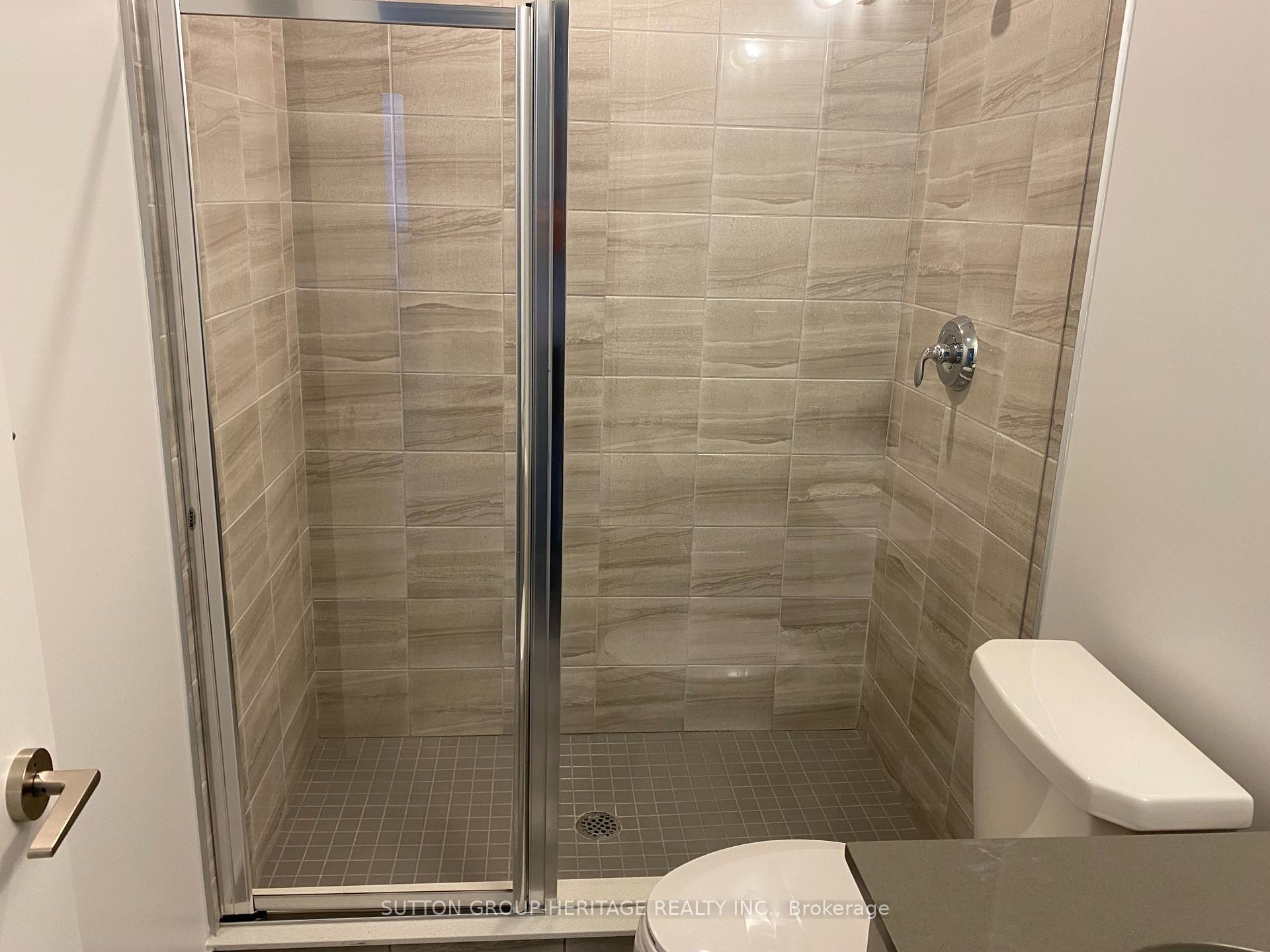 Photo 10 of Unit 2404, 1435 Celebration Drive, Pickering, Bay Ridges — HOMEH