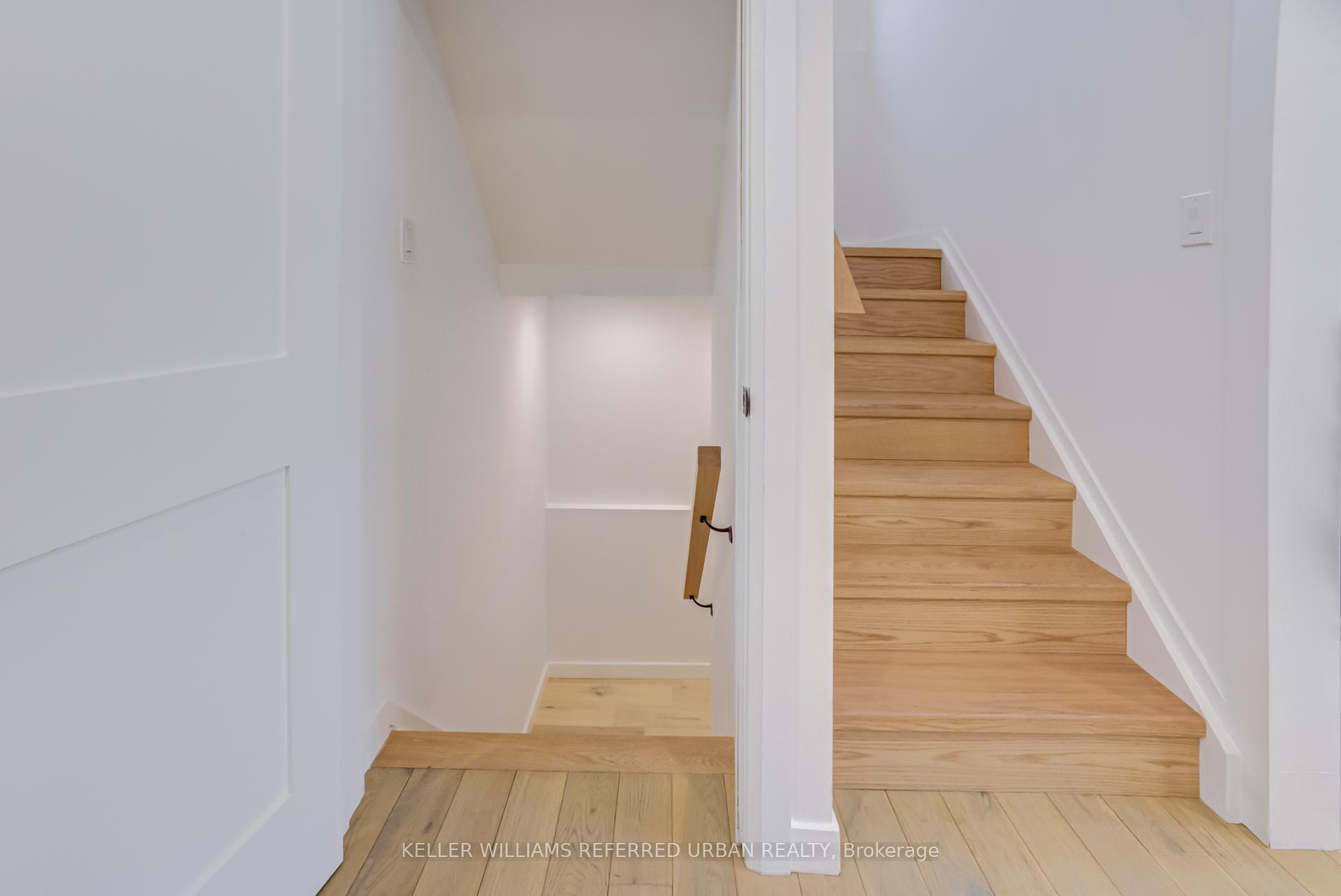 Photo 30 of 7 Cossar Drive, Aurora, Aurora Highlands — HOMEH