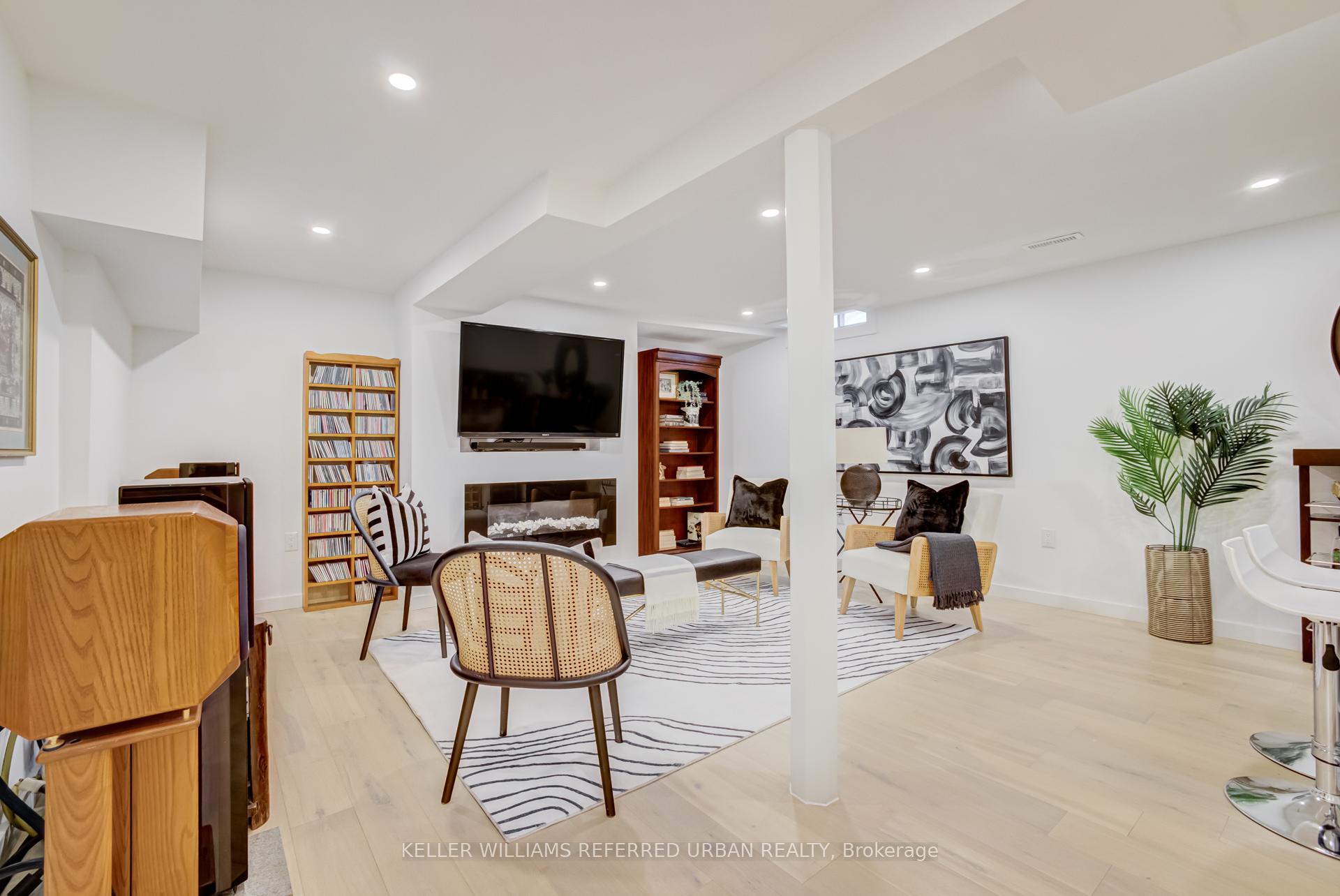 Photo 31 of 7 Cossar Drive, Aurora, Aurora Highlands — HOMEH