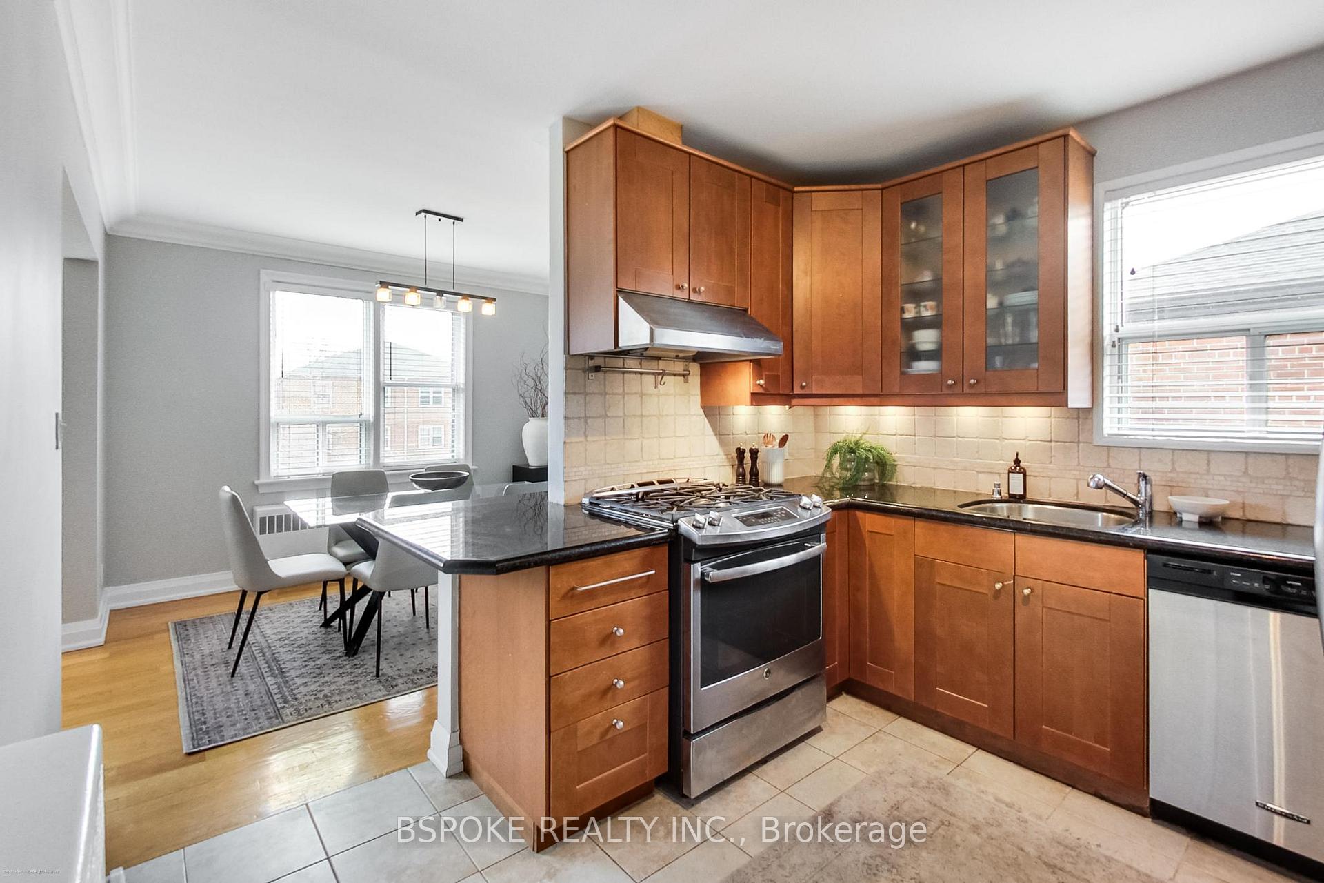 Photo 8 of Unit 3, 7 Warwick Avenue, Toronto, Humewood-Cedarvale — HOMEH