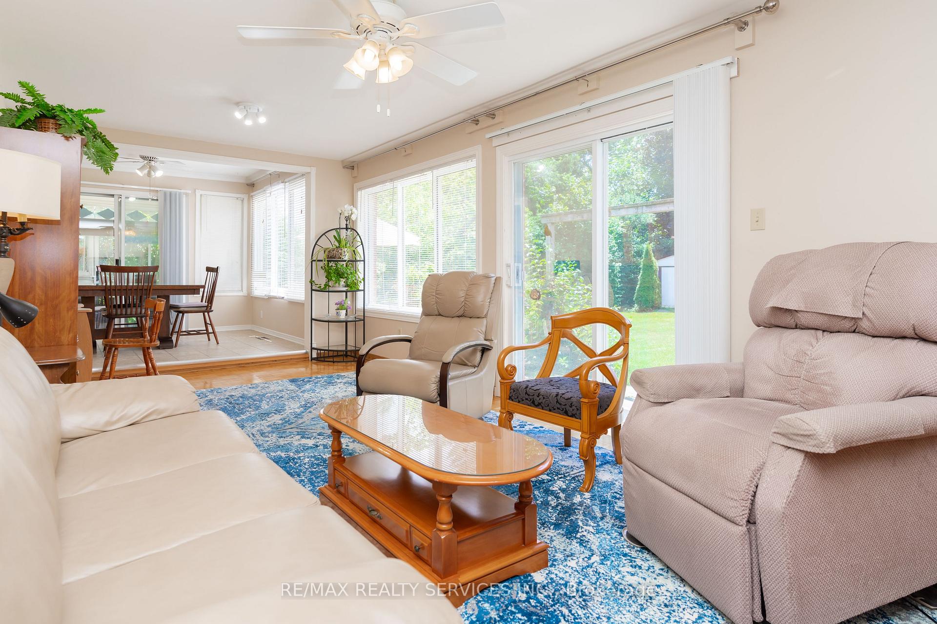 Photo 23 of 39 Dunblaine Crescent, Brampton, Southgate — HOMEH
