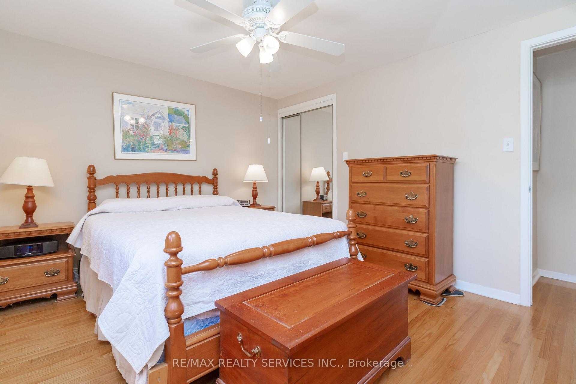 Photo 28 of 39 Dunblaine Crescent, Brampton, Southgate — HOMEH