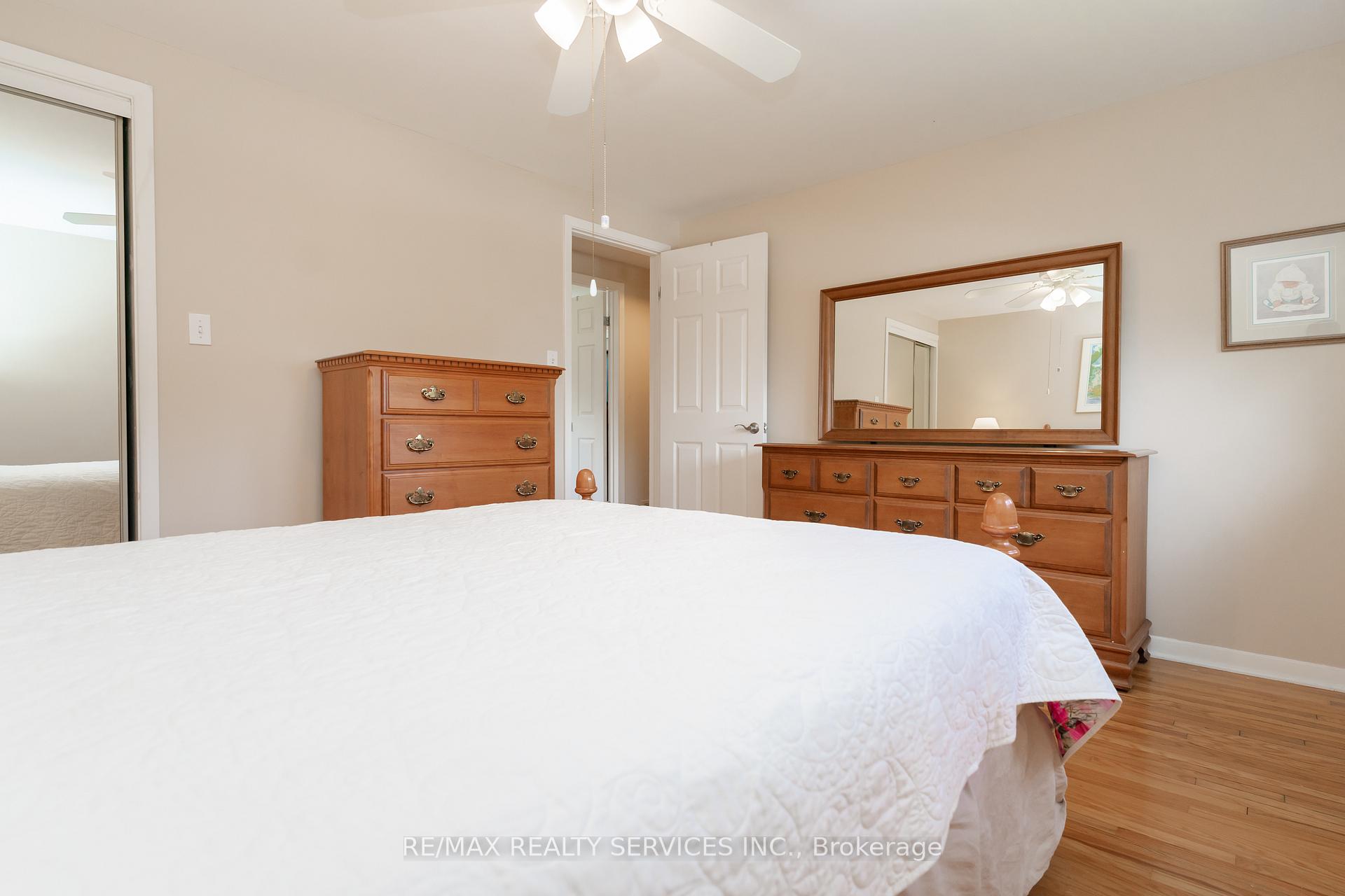 Photo 29 of 39 Dunblaine Crescent, Brampton, Southgate — HOMEH