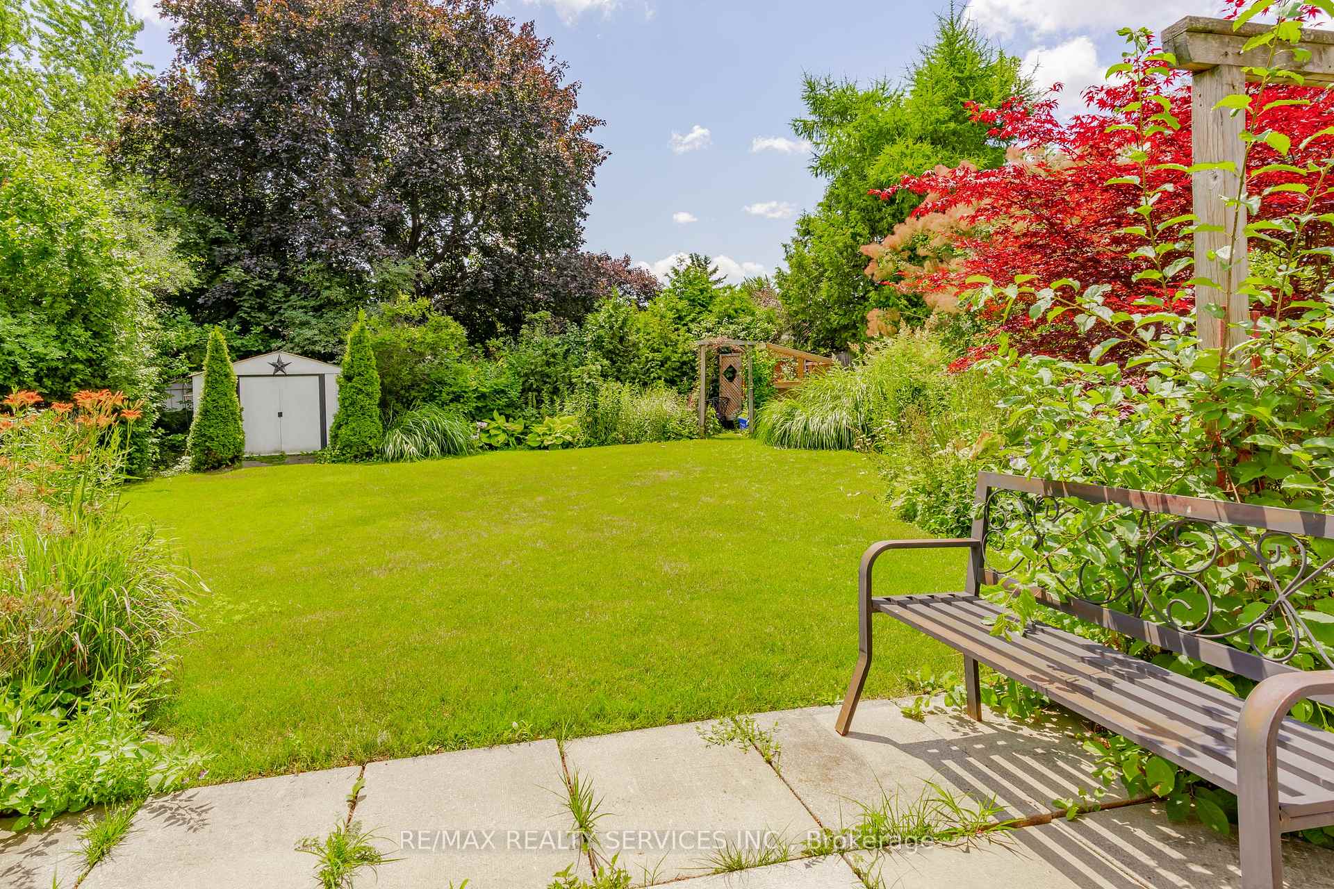 Photo 45 of 39 Dunblaine Crescent, Brampton, Southgate — HOMEH