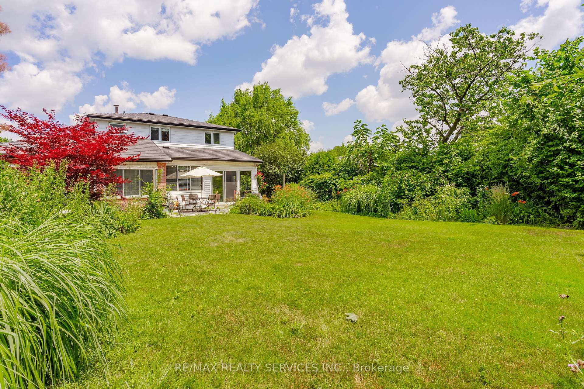 Photo 46 of 39 Dunblaine Crescent, Brampton, Southgate — HOMEH
