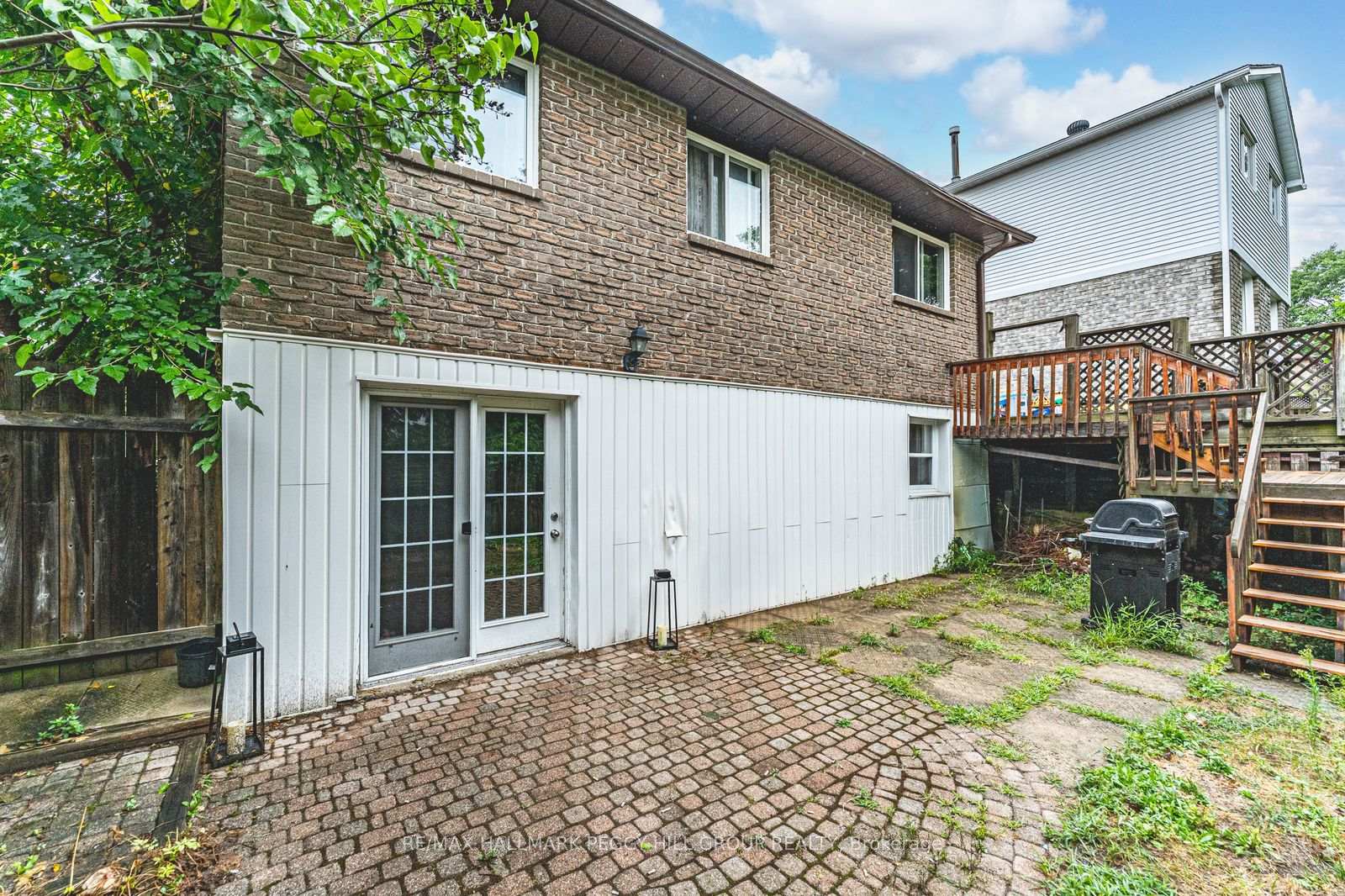 Photo 17 of 69 Fox Run, Barrie, Letitia Heights — HOMEH