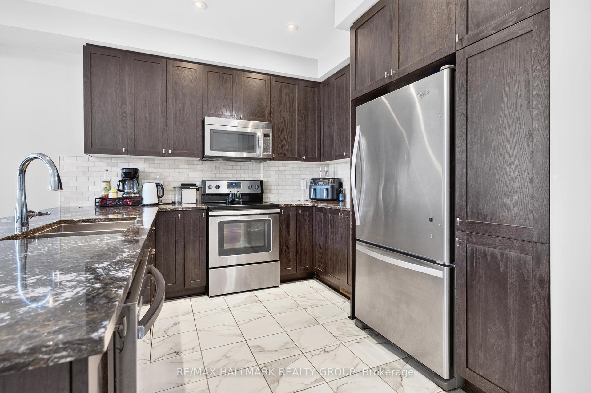 Photo 5 of 335 Alasken Drive, Ottawa, Blossom Park/Kemp Park/Findlay Creek — HOMEH