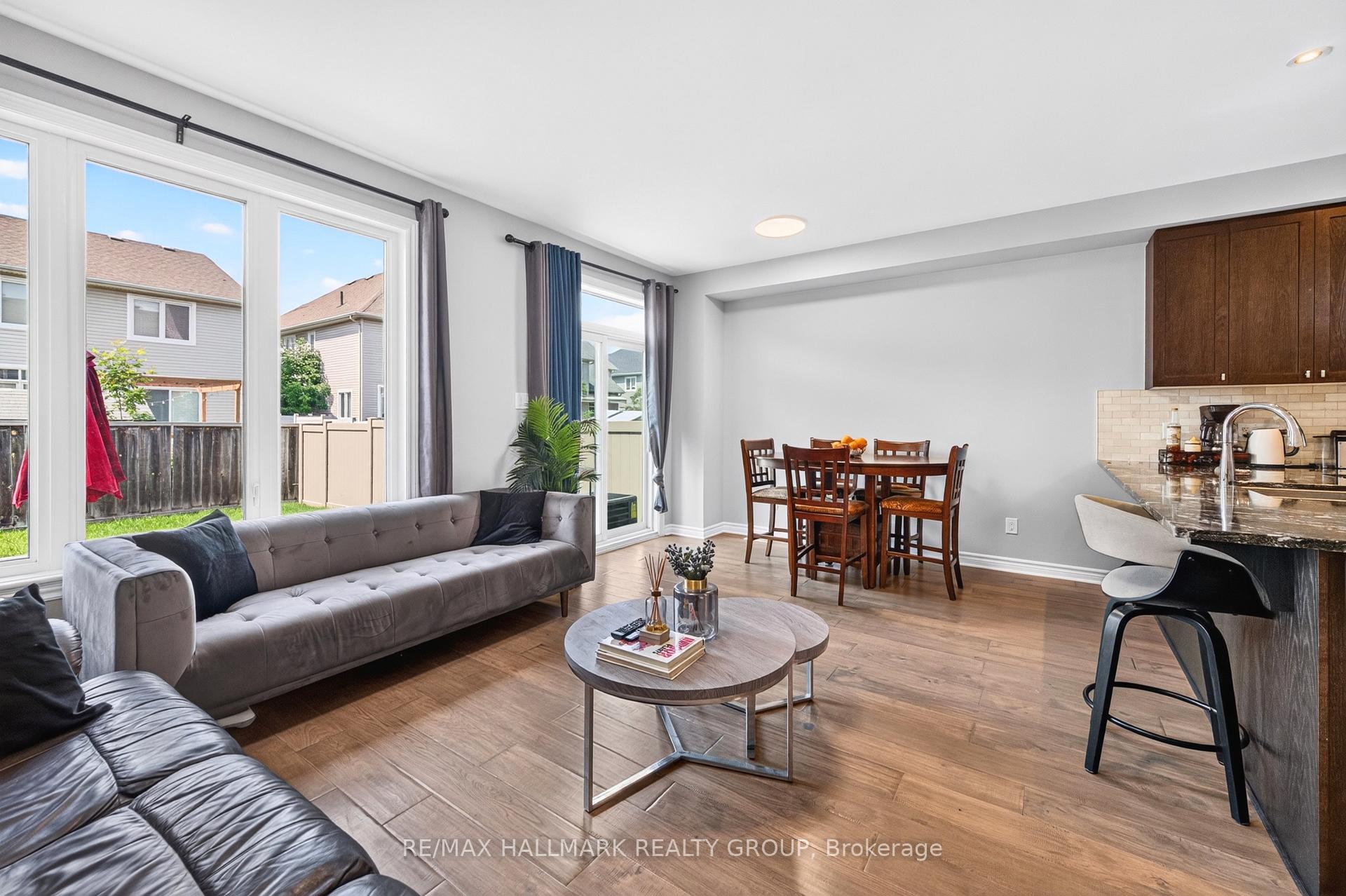Photo 11 of 335 Alasken Drive, Ottawa, Blossom Park/Kemp Park/Findlay Creek — HOMEH
