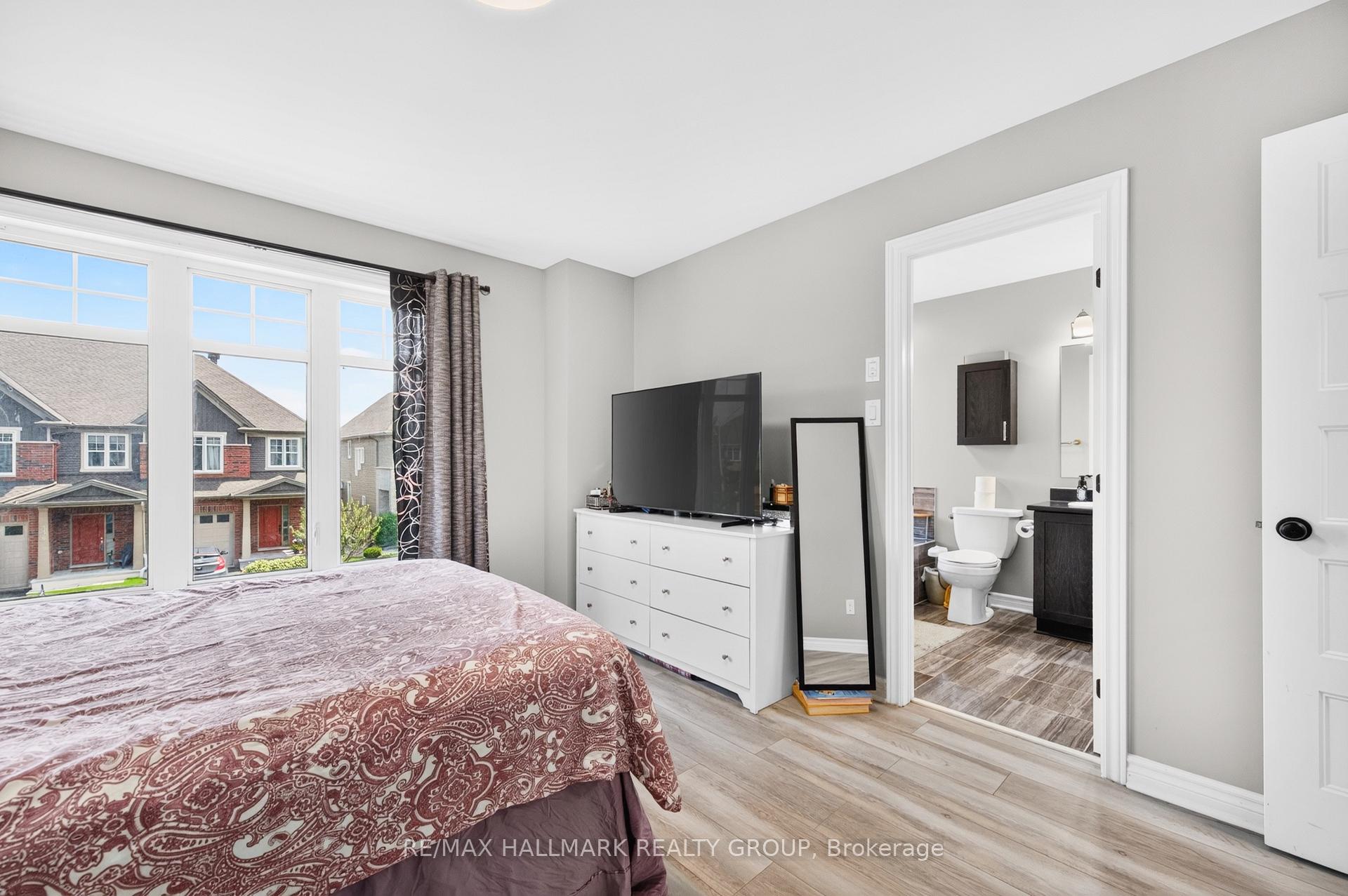 Photo 16 of 335 Alasken Drive, Ottawa, Blossom Park/Kemp Park/Findlay Creek — HOMEH