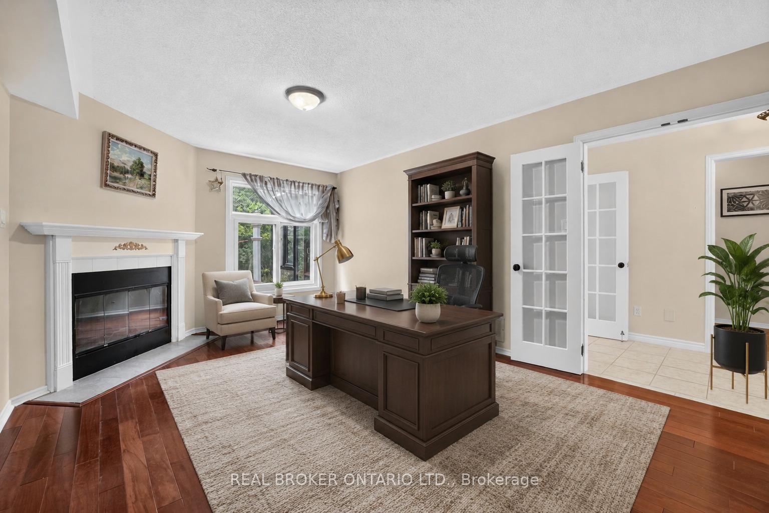 Photo 6 of 2152 Grand Ravine Drive, Oakville, River Oaks — HOMEH