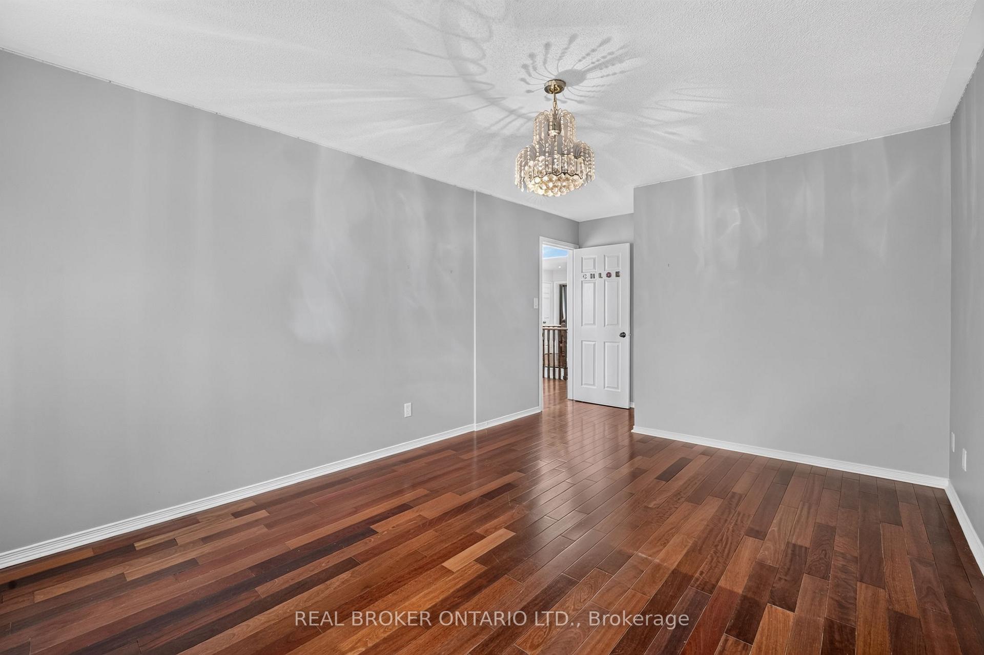 Photo 19 of 2152 Grand Ravine Drive, Oakville, River Oaks — HOMEH