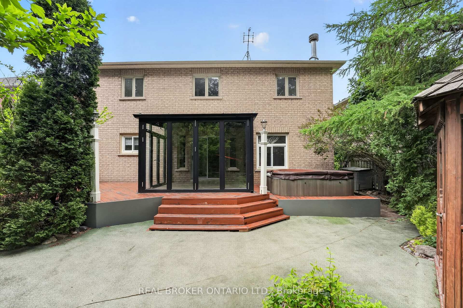 Photo 35 of 2152 Grand Ravine Drive, Oakville, River Oaks — HOMEH