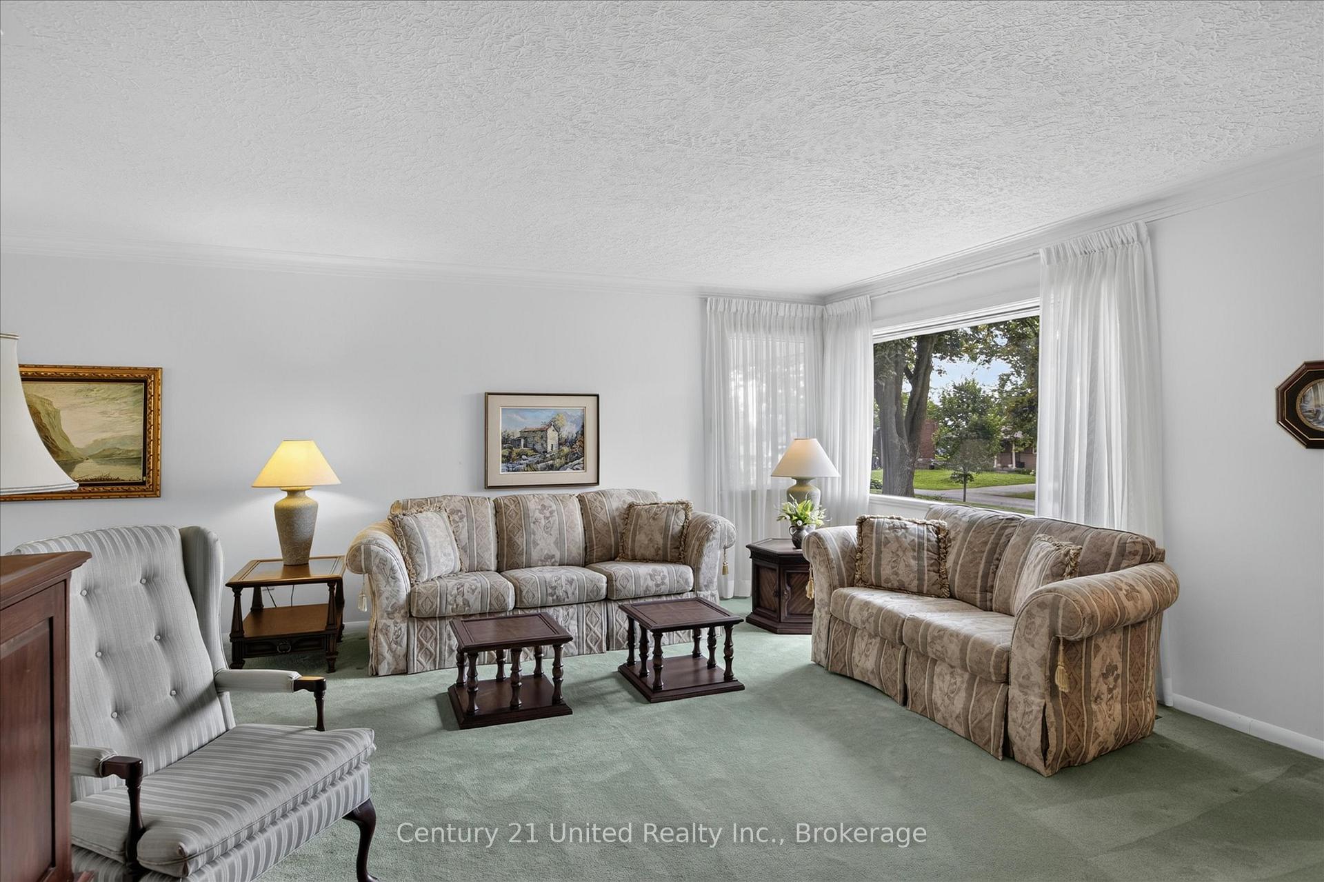 Photo 6 of 130 Earlwood Drive, Peterborough, Monaghan Ward 2 — HOMEH