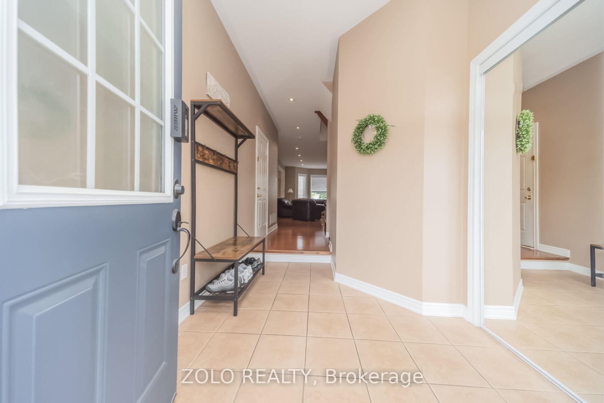 Photo 3 of 3 Tennant Drive, Brampton, Sandringham-Wellington — HOMEH