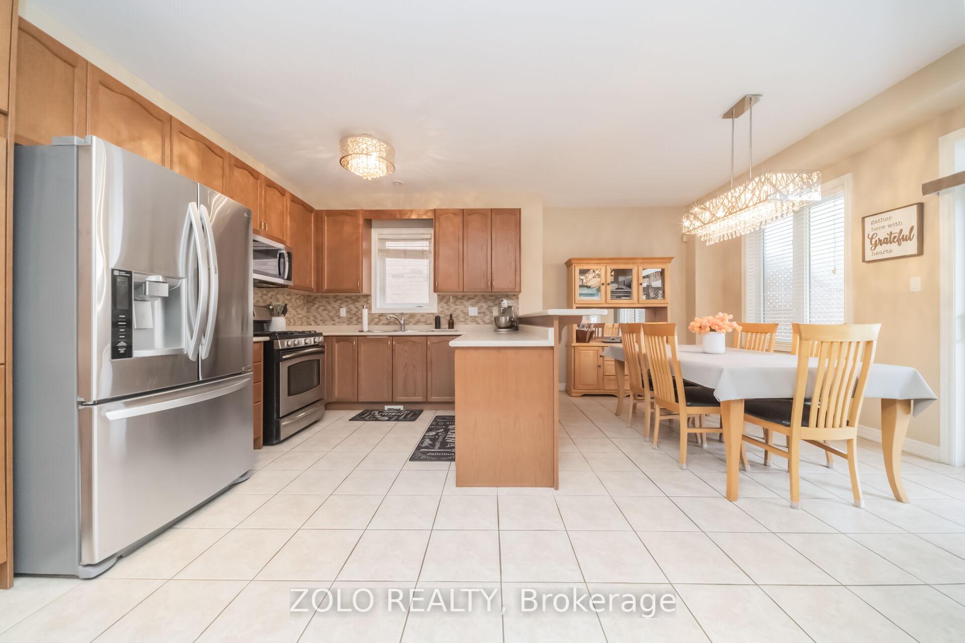 Photo 6 of 3 Tennant Drive, Brampton, Sandringham-Wellington — HOMEH