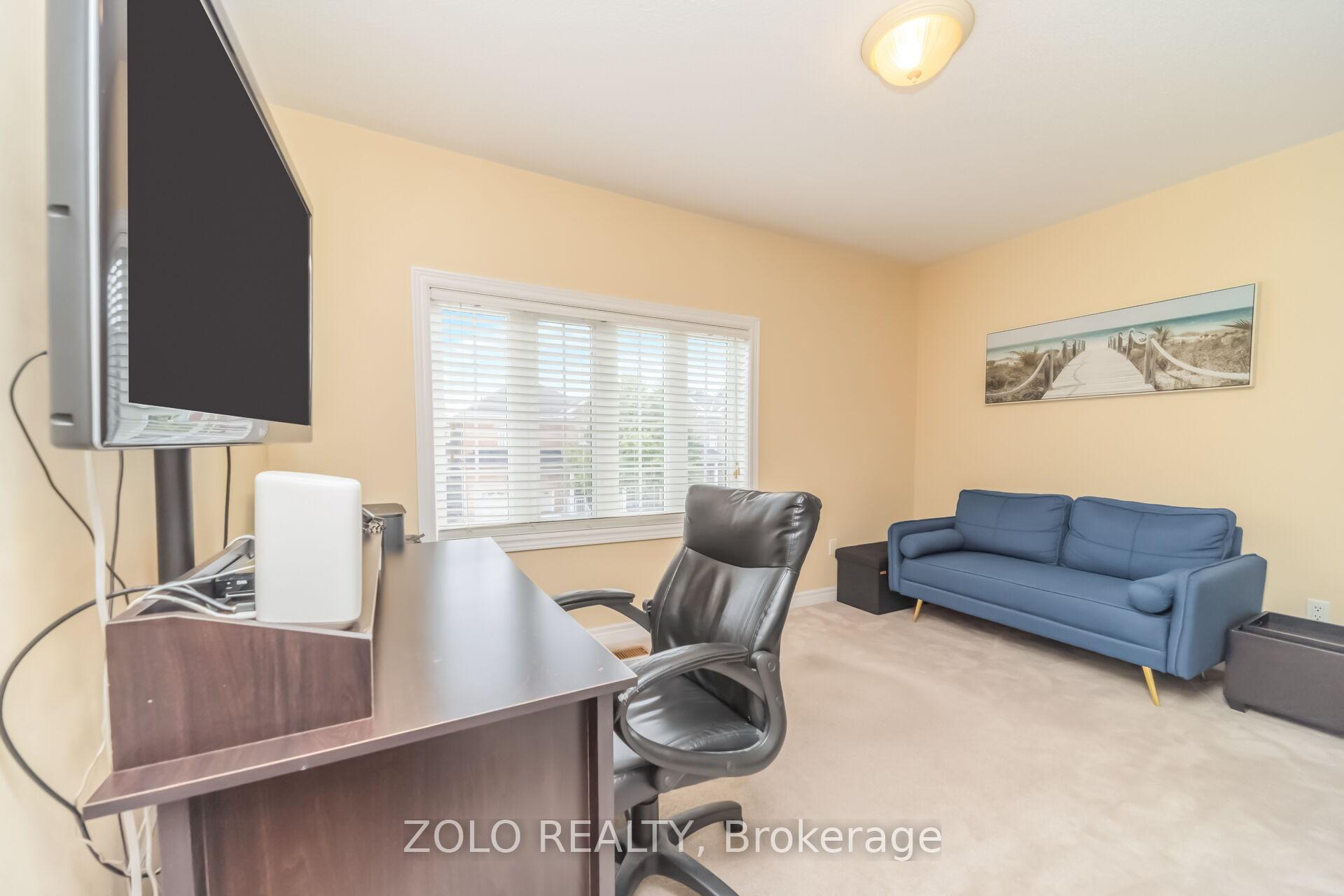 Photo 17 of 3 Tennant Drive, Brampton, Sandringham-Wellington — HOMEH