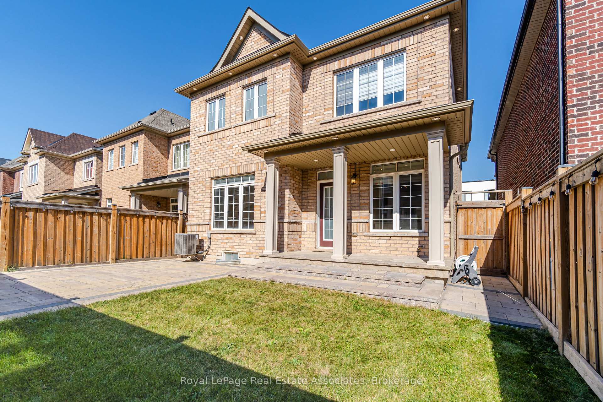 Photo 37 of 3172 Ernest Appelbe Boulevard, Oakville, Glenorchy — HOMEH