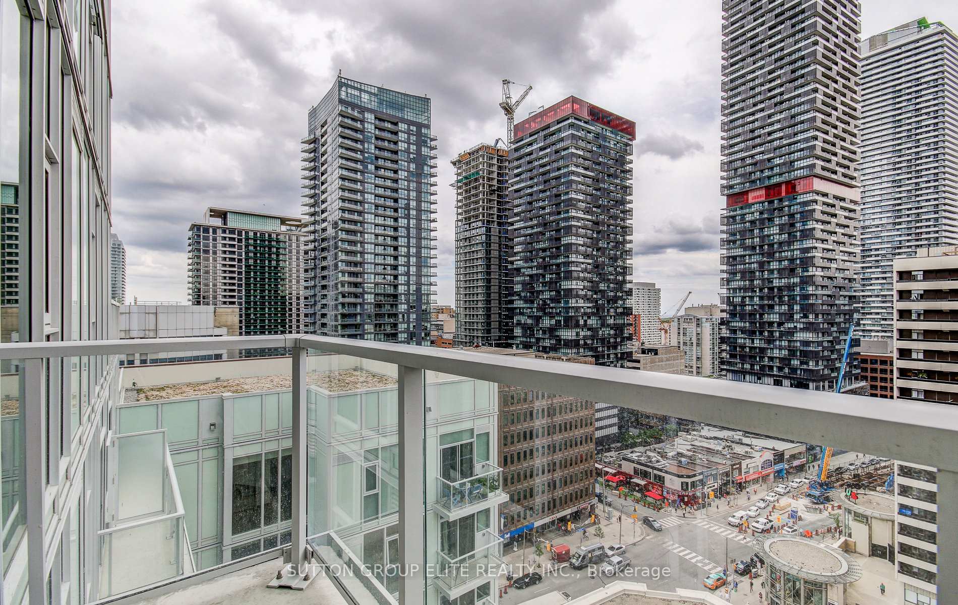 Photo 12 of Unit 1205, 33 Helendale Avenue, Toronto, Yonge-Eglinton — HOMEH