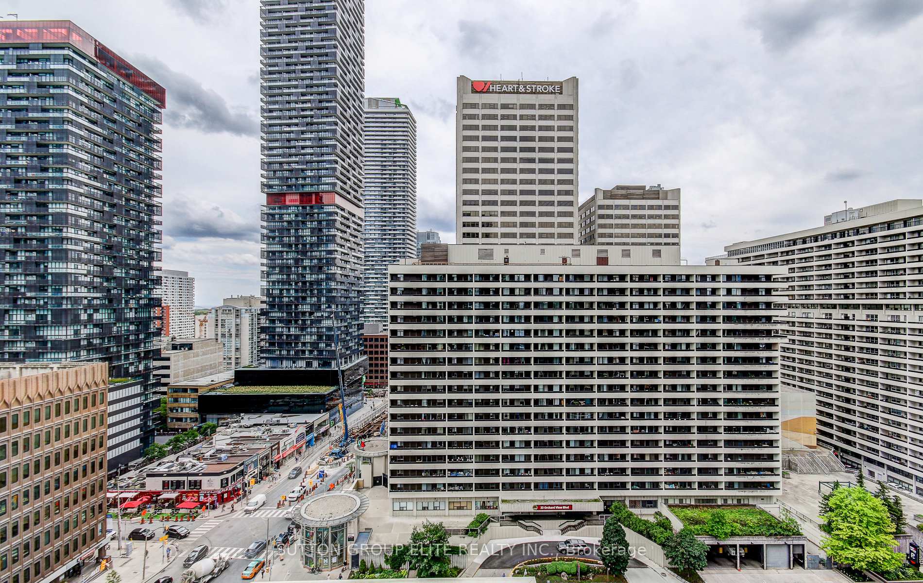 Photo 13 of Unit 1205, 33 Helendale Avenue, Toronto, Yonge-Eglinton — HOMEH