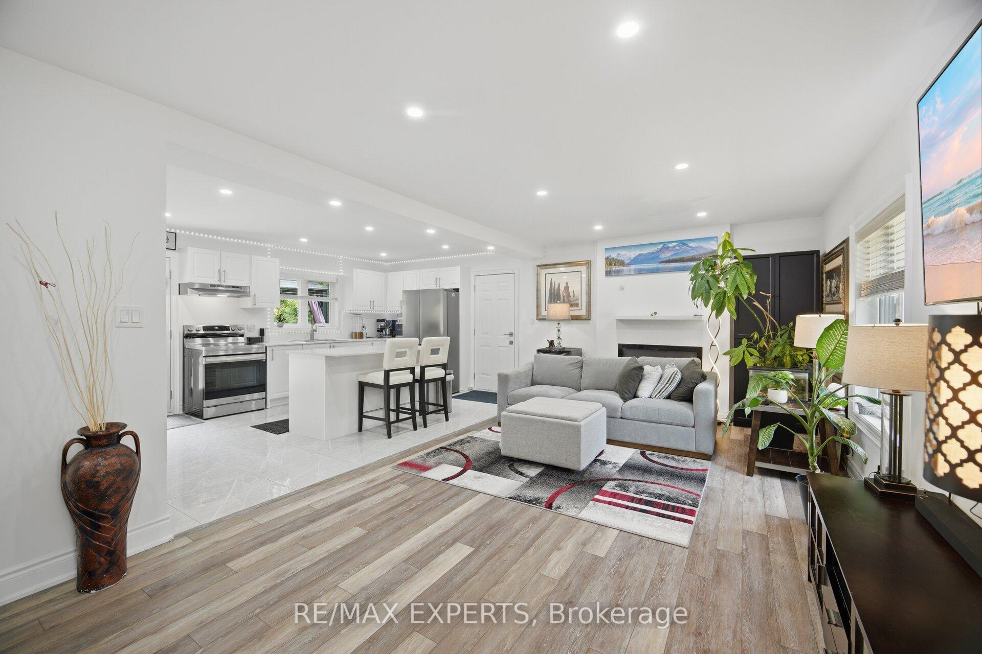 Photo 12 of 3211 Cove Avenue, Innisfil, Rural Innisfil — HOMEH