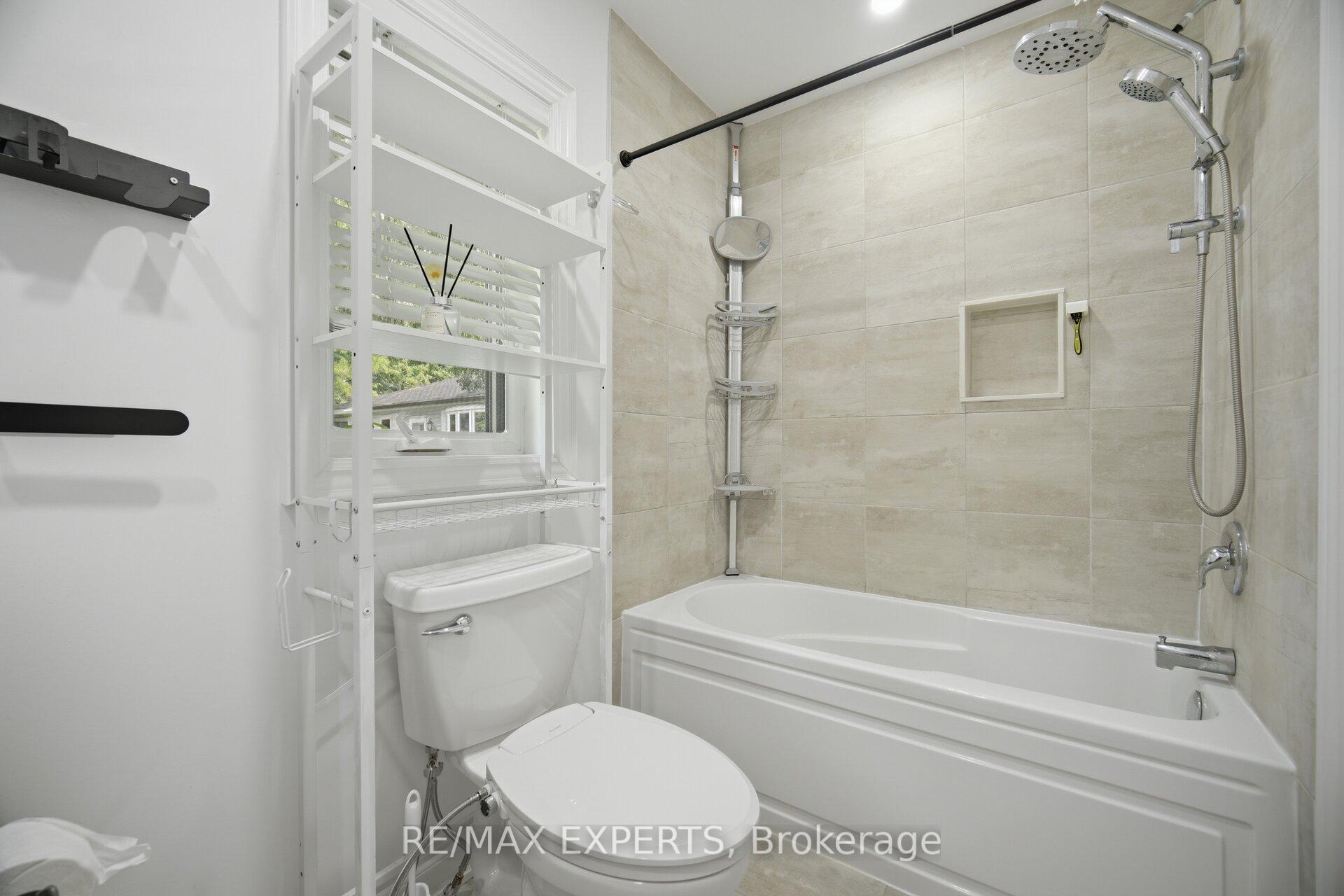 Photo 21 of 3211 Cove Avenue, Innisfil, Rural Innisfil — HOMEH