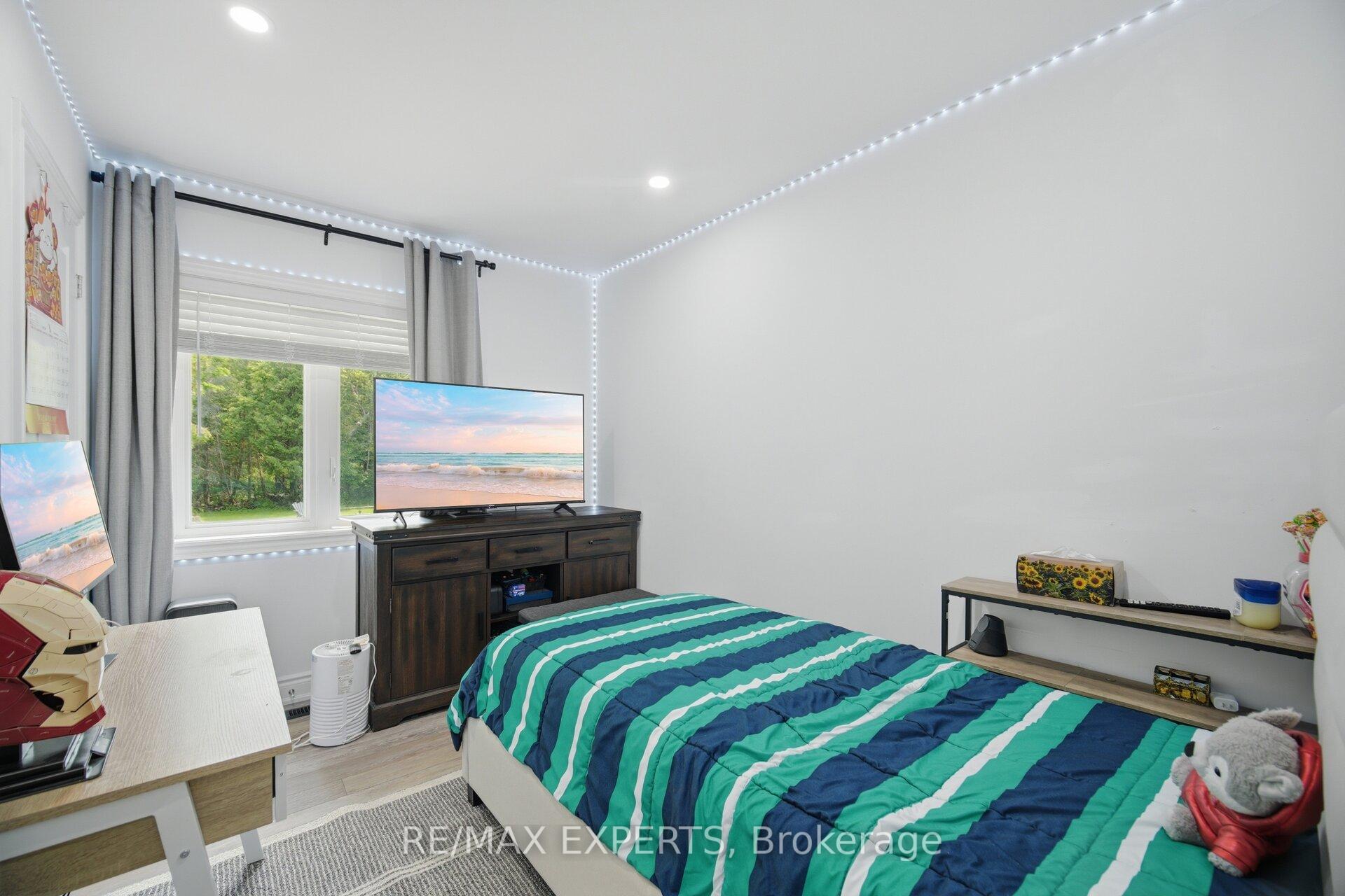Photo 22 of 3211 Cove Avenue, Innisfil, Rural Innisfil — HOMEH