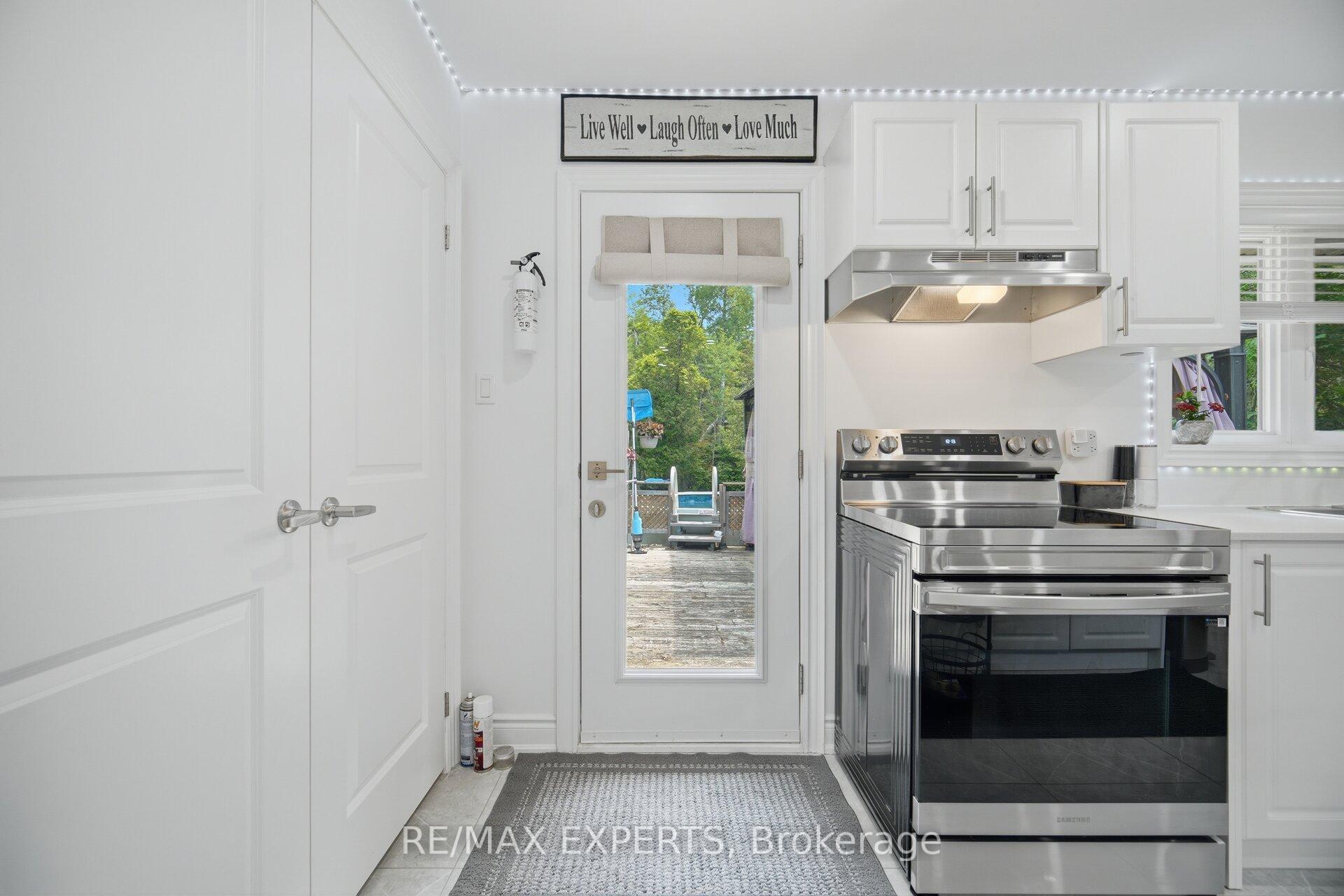 Photo 28 of 3211 Cove Avenue, Innisfil, Rural Innisfil — HOMEH