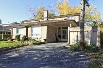 Photo 1 of 54 Painswick Crescent, North York, Pleasant View — HOMEH