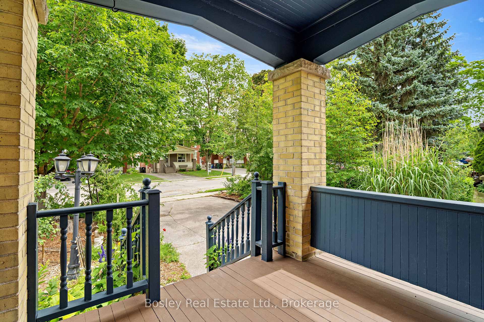Photo 4 of 29 St Leger Street, Kitchener — HOMEH