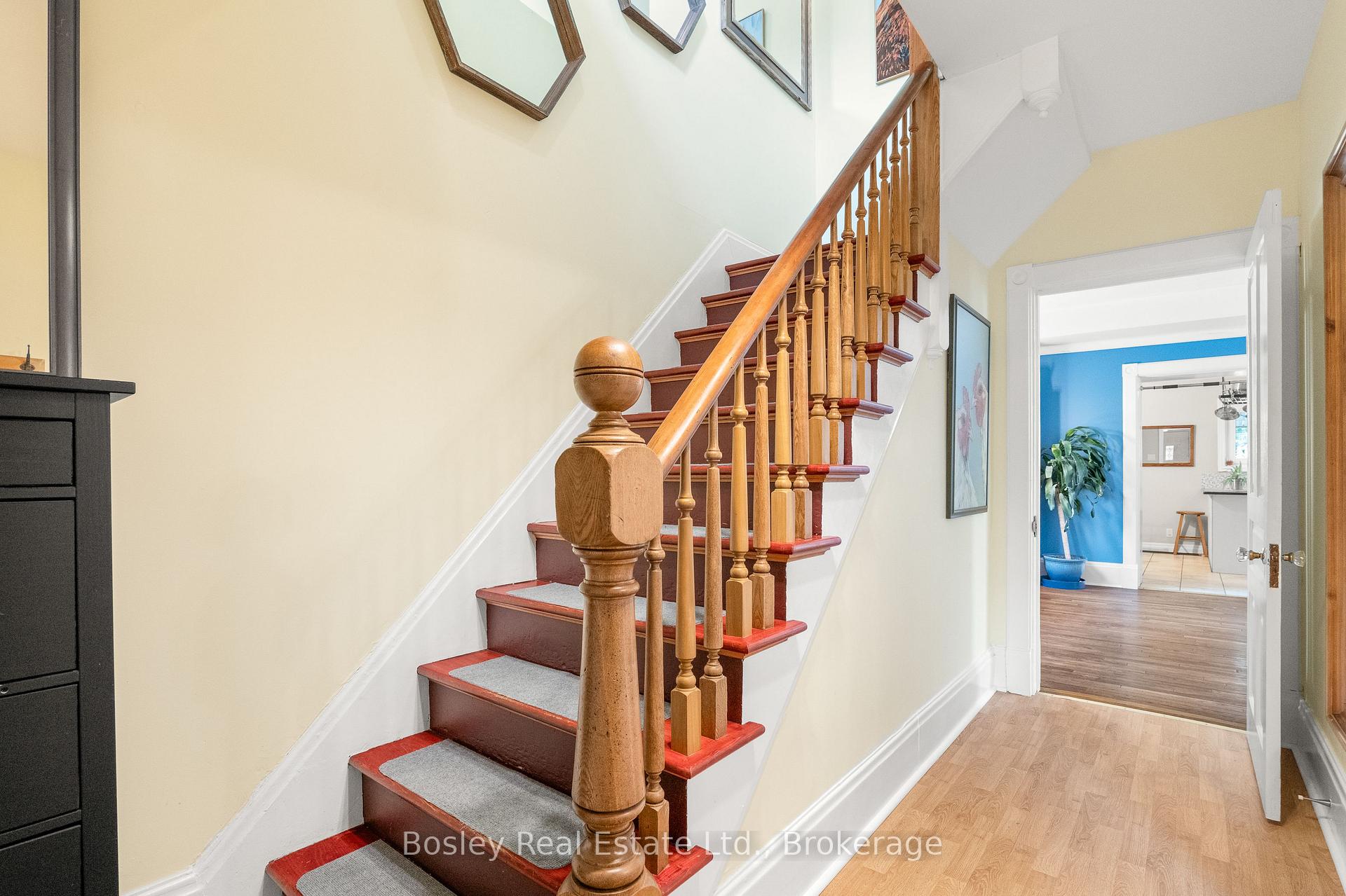 Photo 6 of 29 St Leger Street, Kitchener — HOMEH