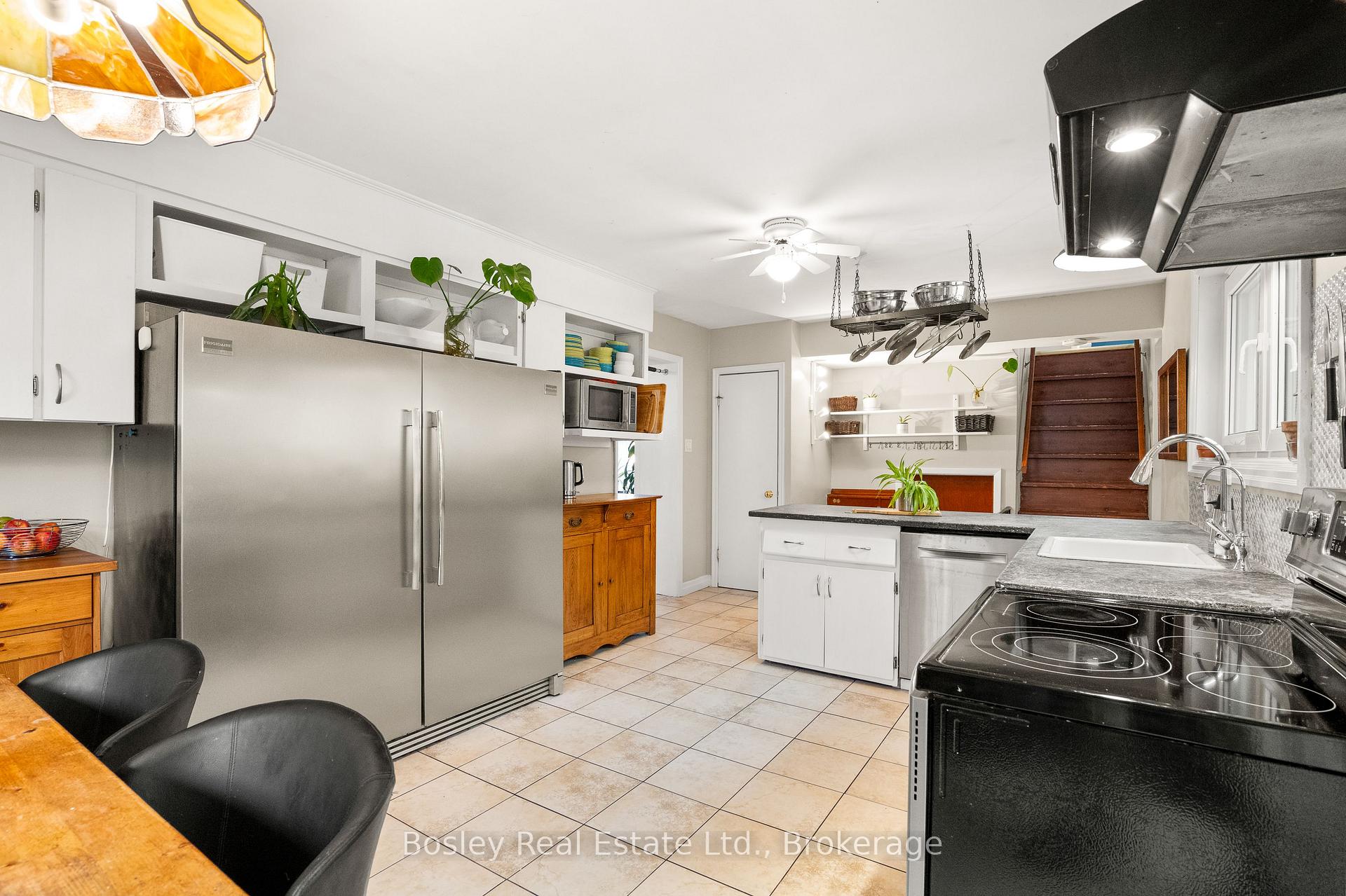 Photo 13 of 29 St Leger Street, Kitchener — HOMEH